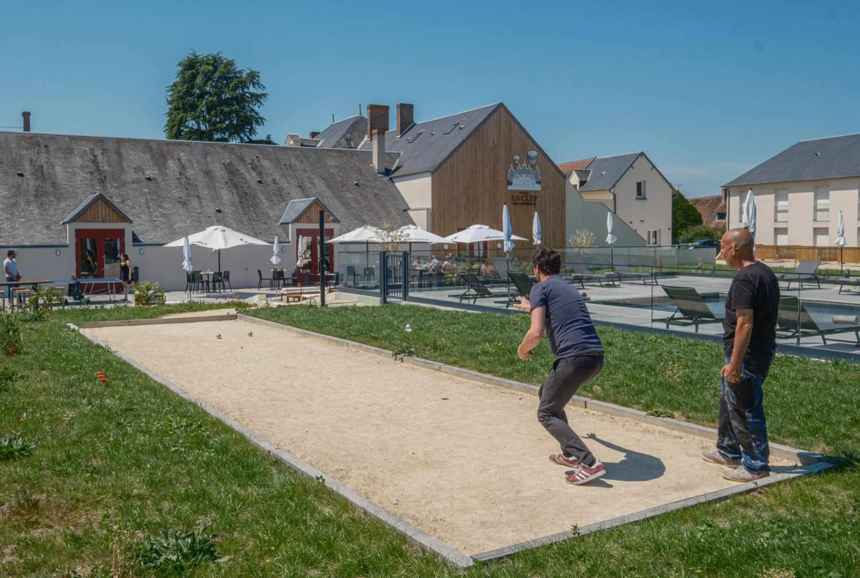 Swimming pool in La Clef des Châteaux