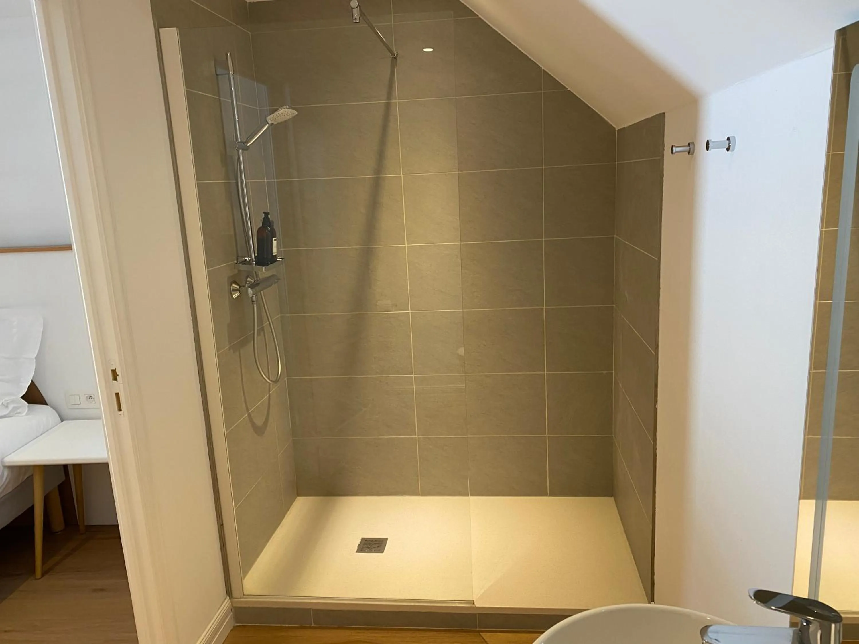 Bathroom in La Clef des Châteaux