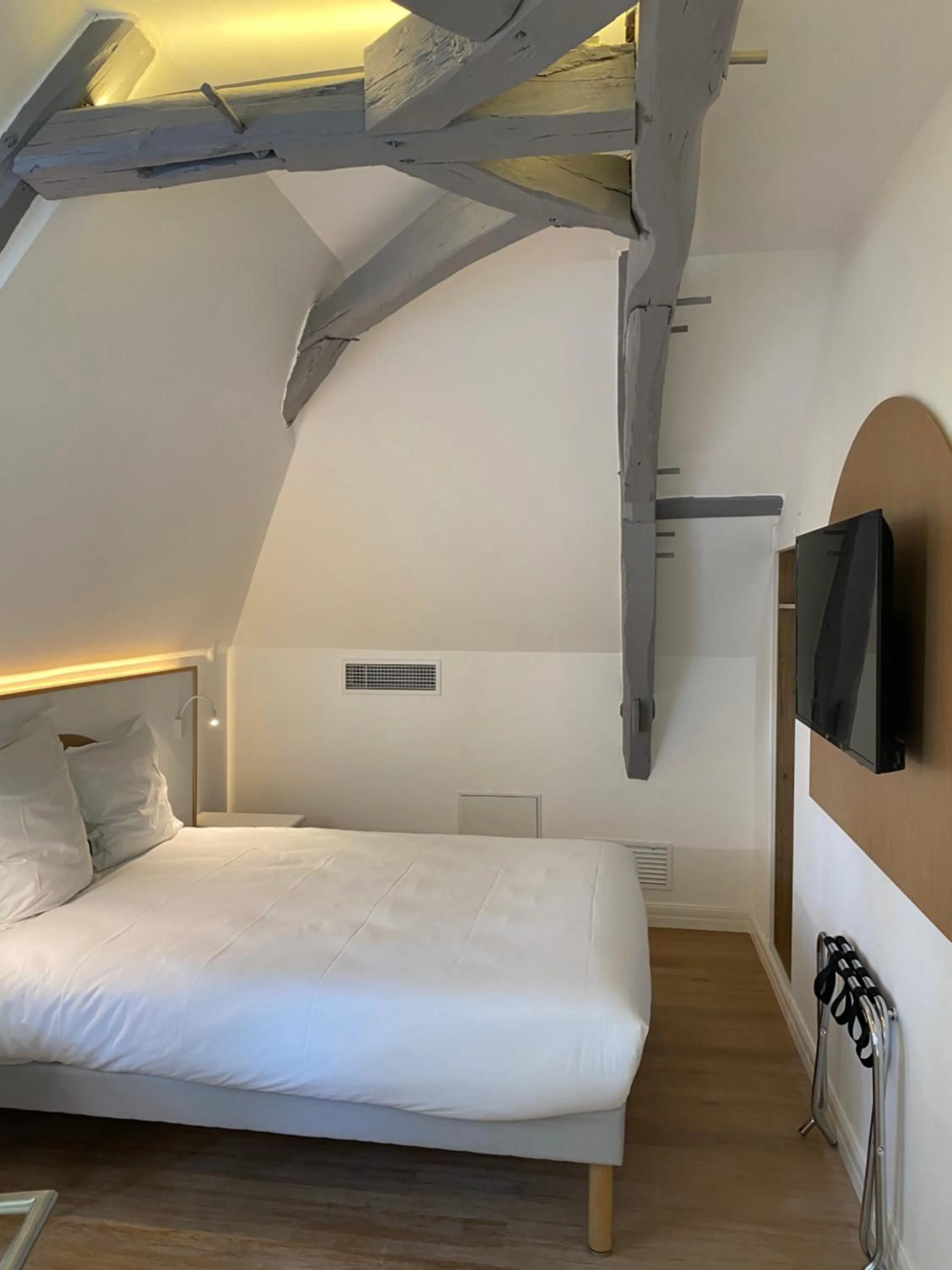 Bed in La Clef des Châteaux