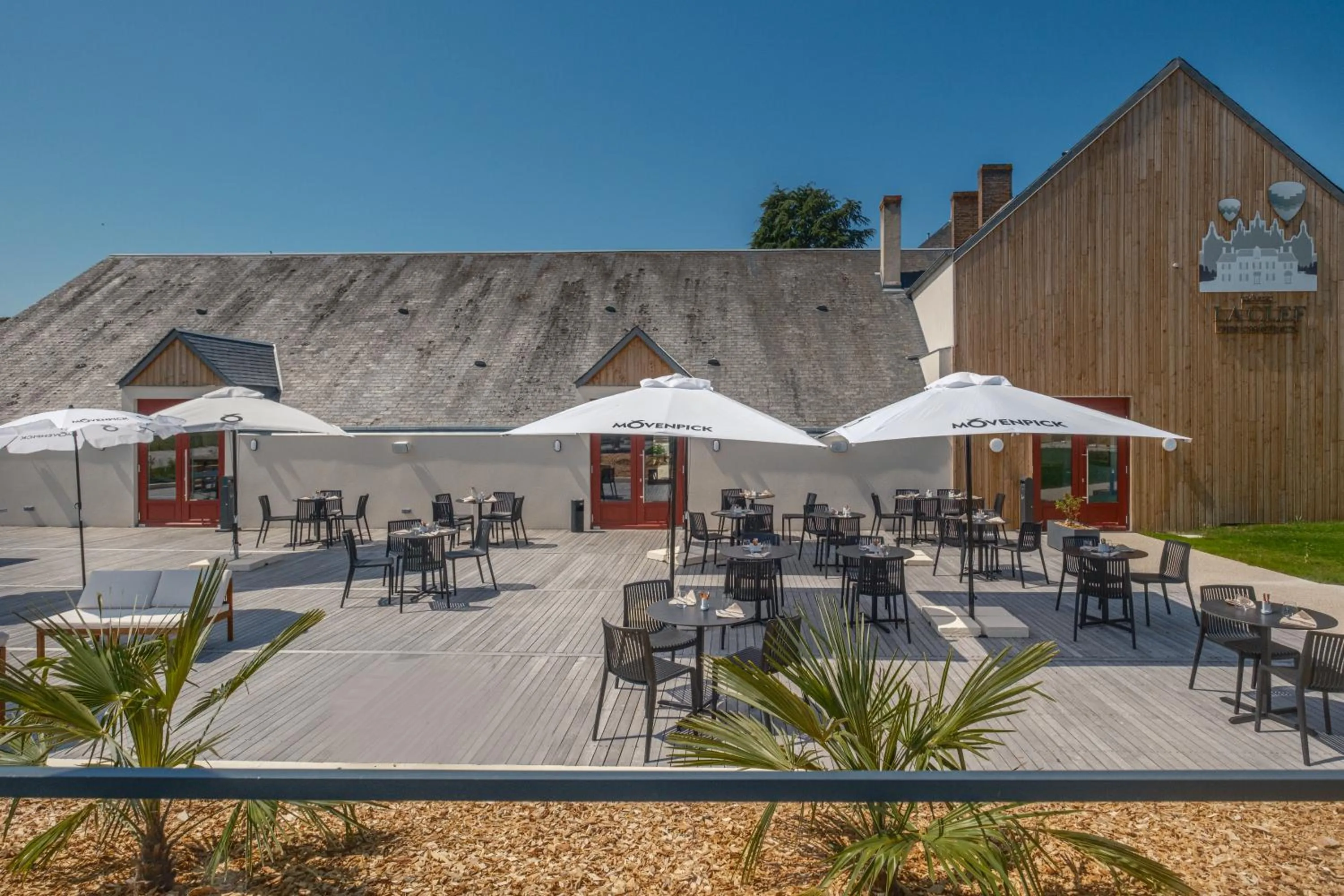 Patio in La Clef des Châteaux