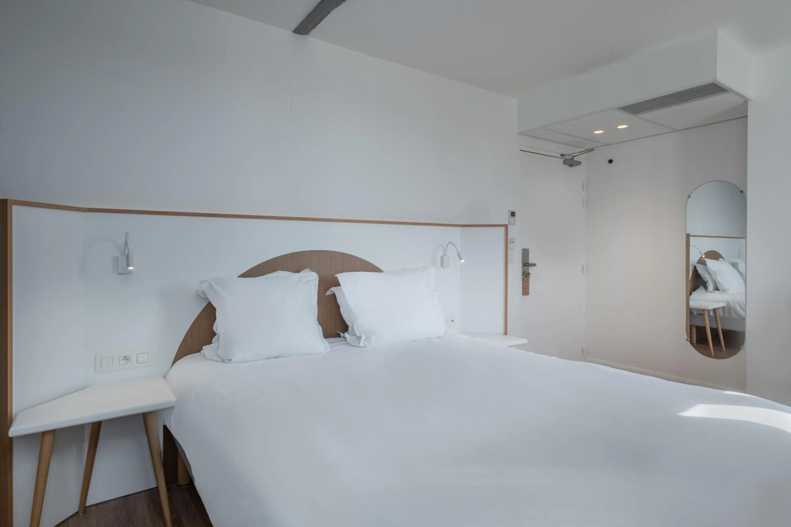 Bedroom, Bed in La Clef des Châteaux