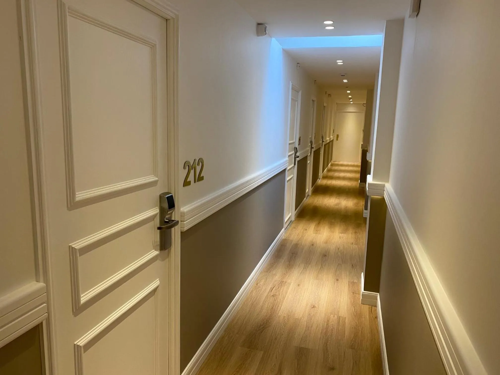 Property building in La Clef des Châteaux