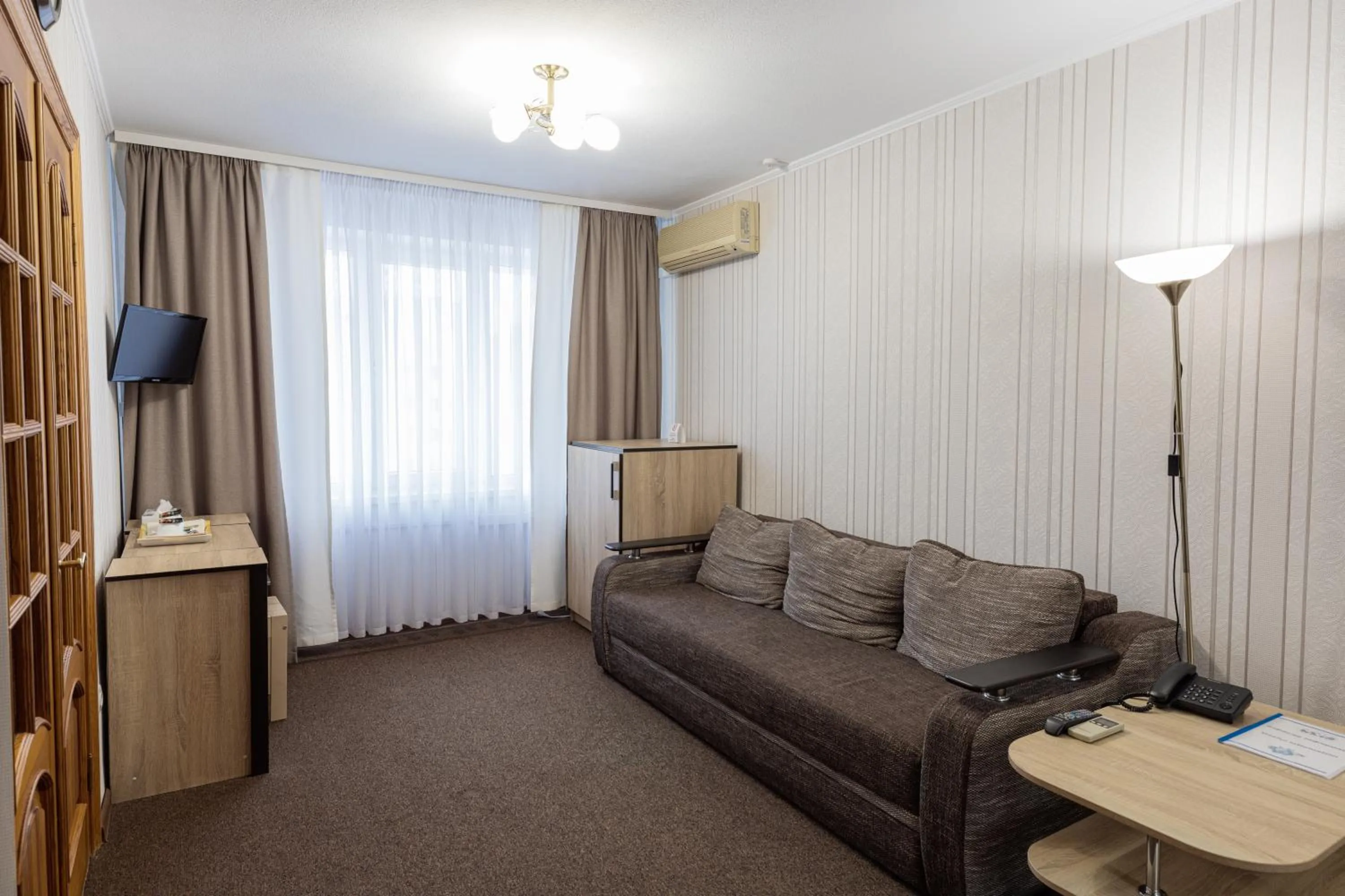 Living room in Hotel Mir