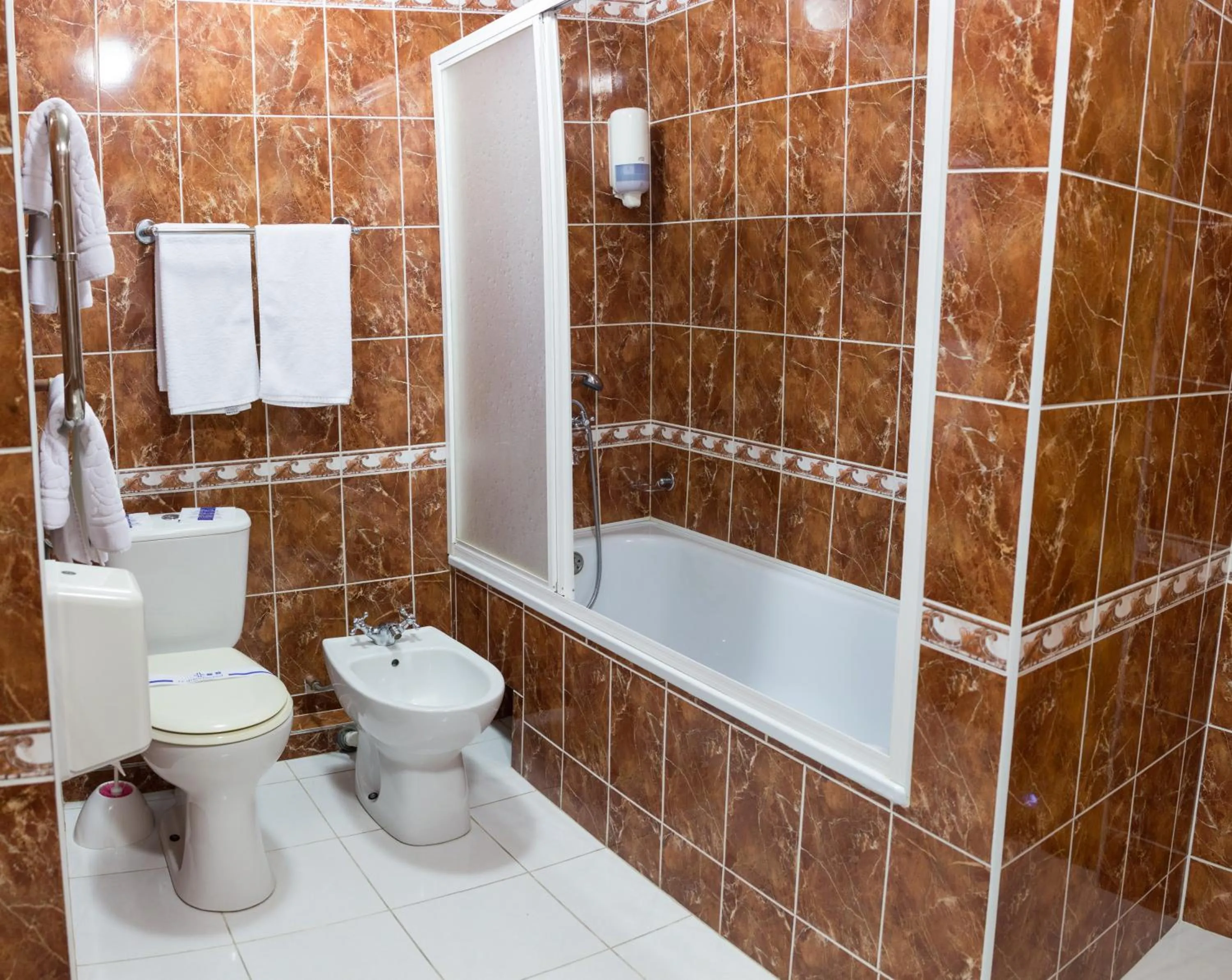 Bathroom in Hotel Mir