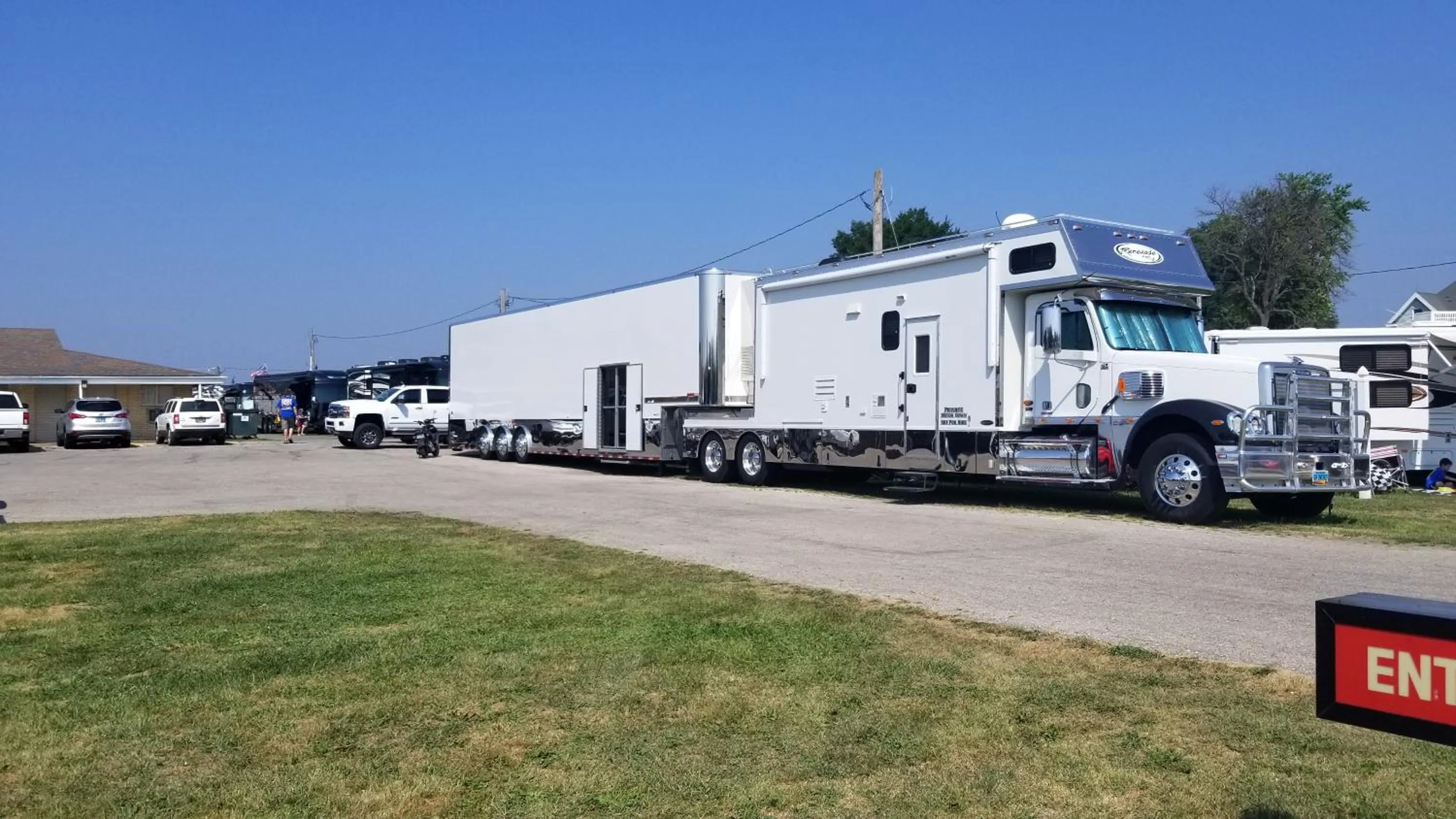 Other, Property Building in Red Carpet Motel - Knoxville