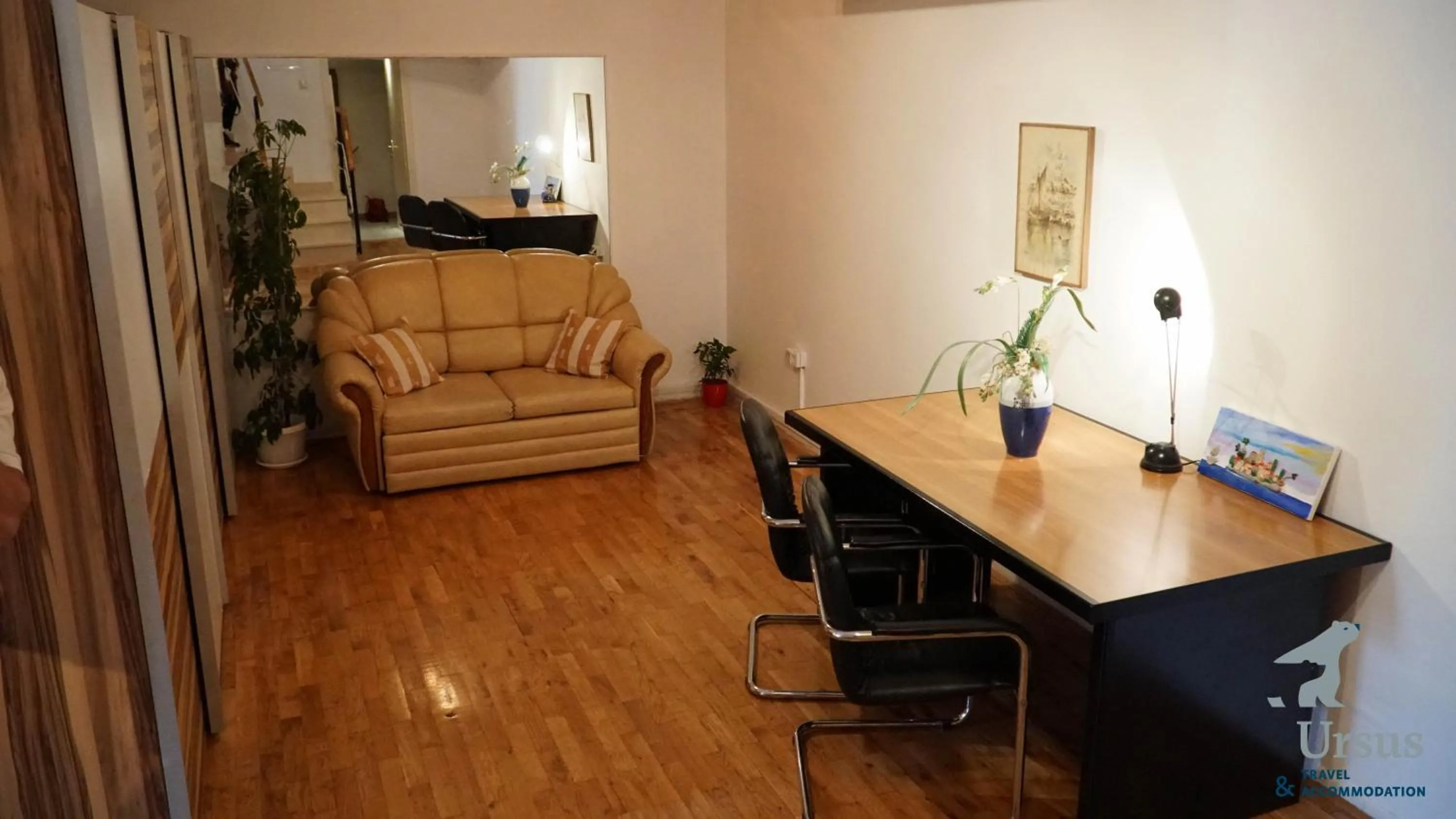 Seating area in Duplex Apartment Tinel