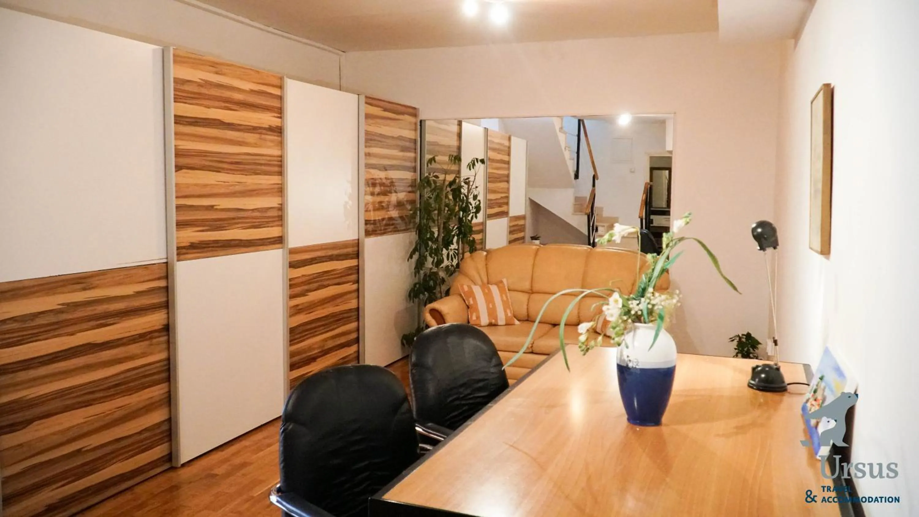 Seating area in Duplex Apartment Tinel