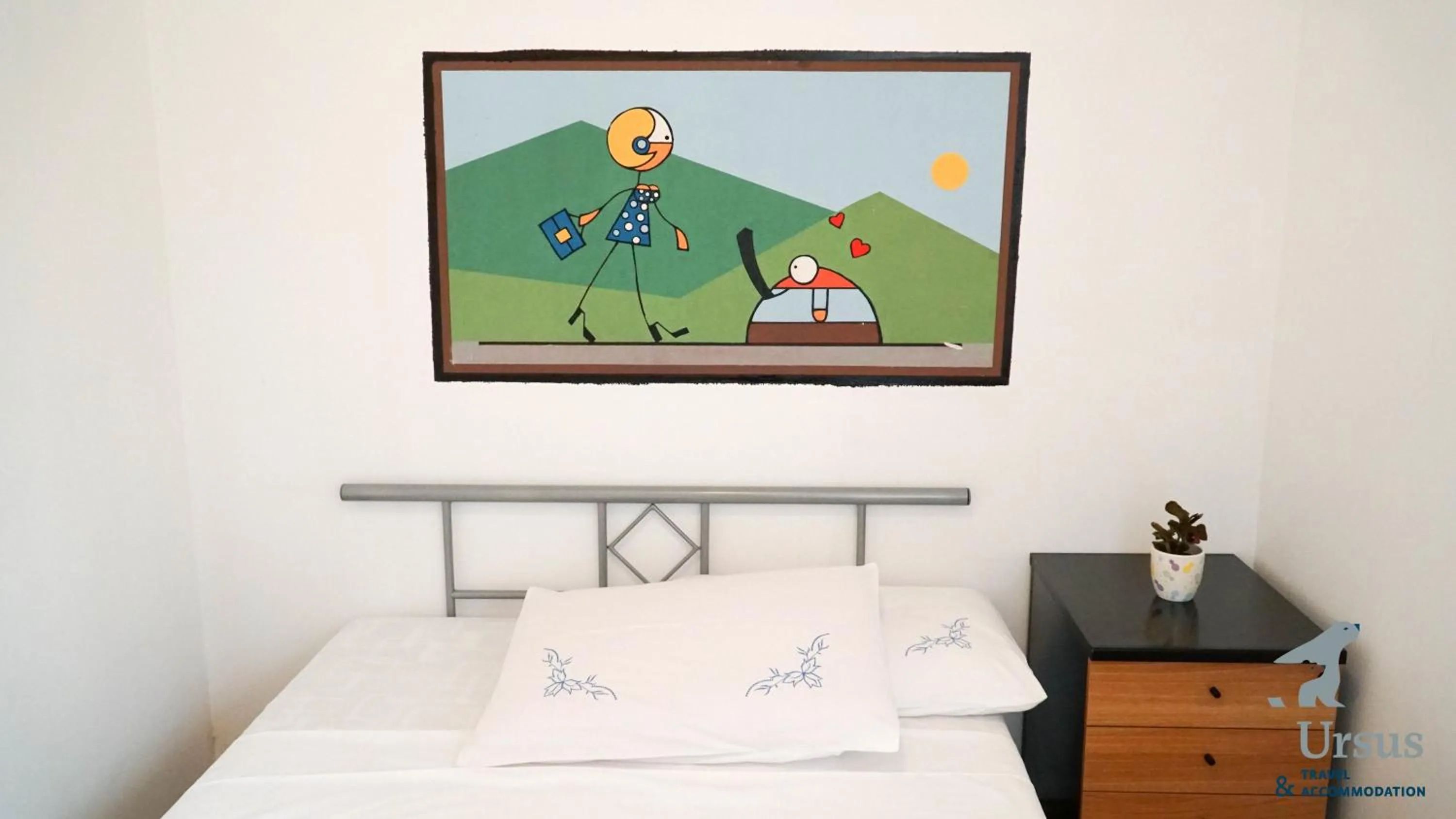 Bedroom, Bed in Duplex Apartment Tinel