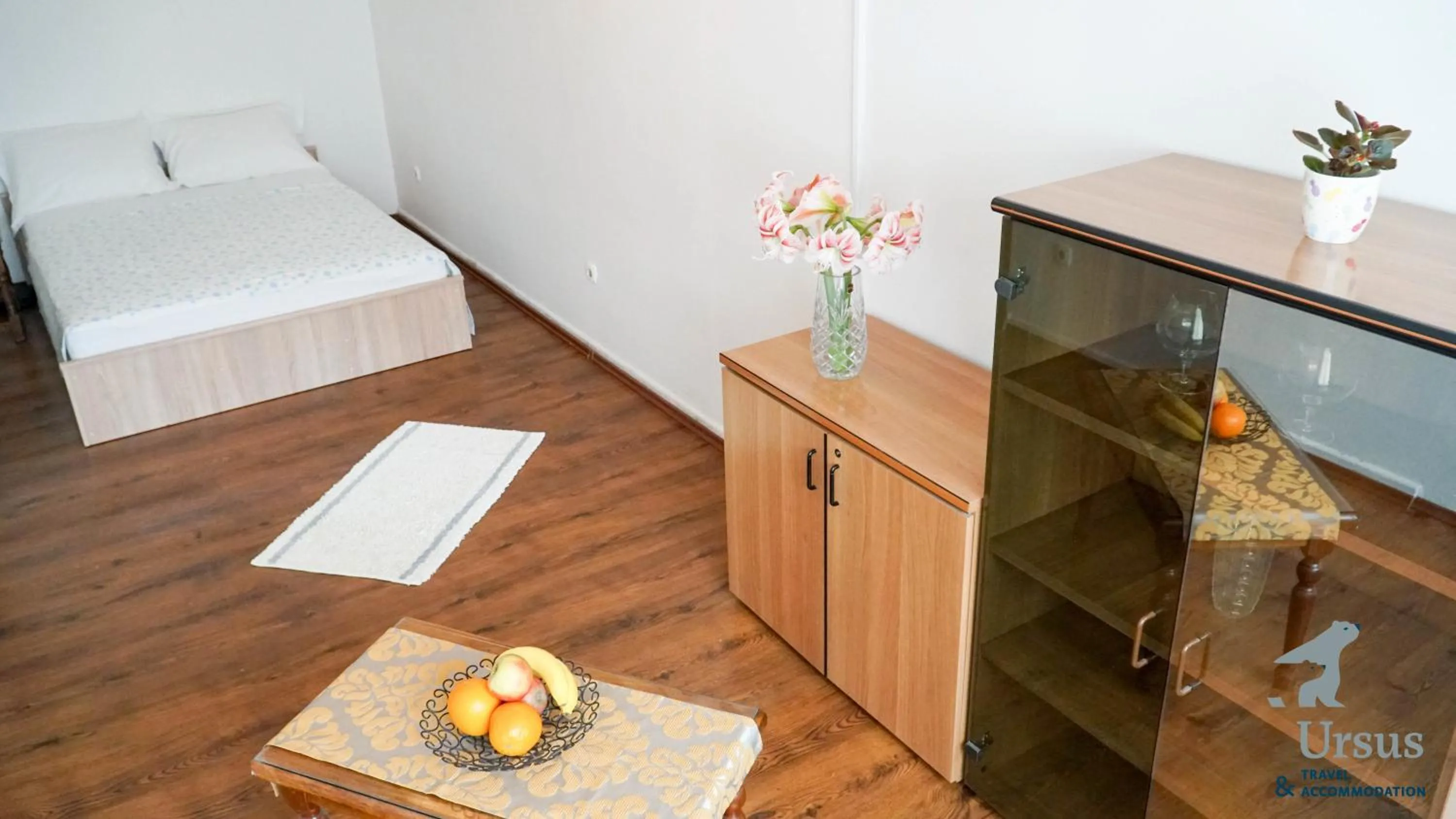 Bedroom, Bed in Duplex Apartment Tinel