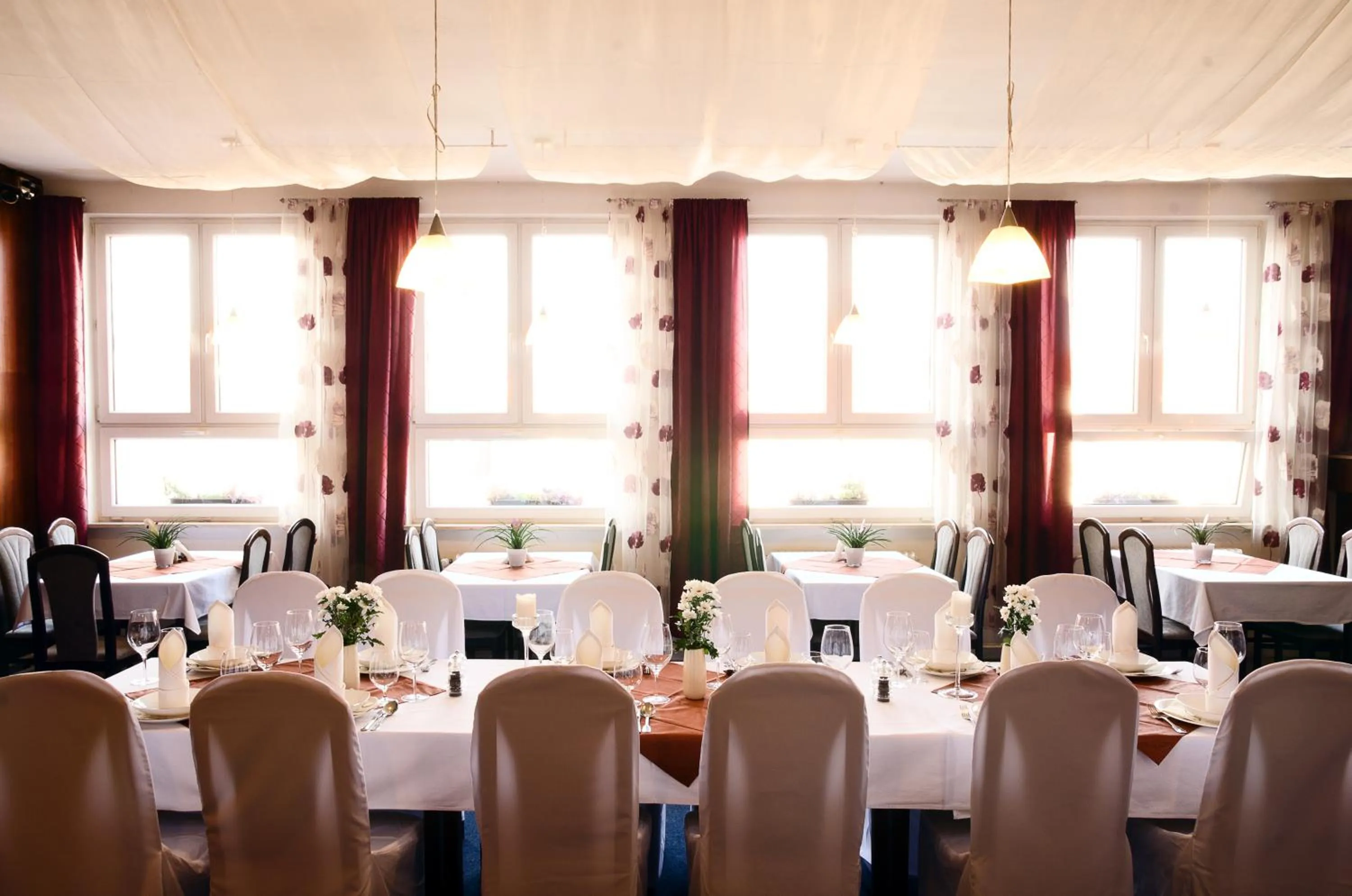 Restaurant/places to eat in Hotel Gregor