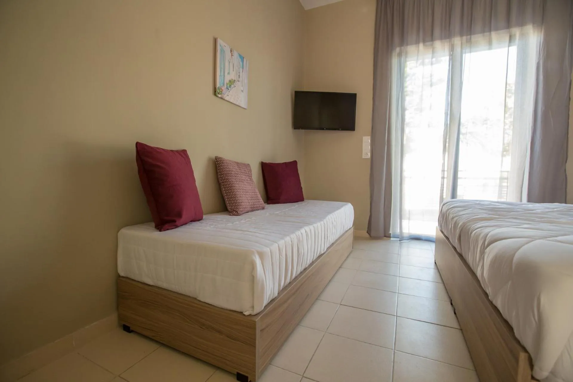 TV and multimedia in Ilaeira rooms