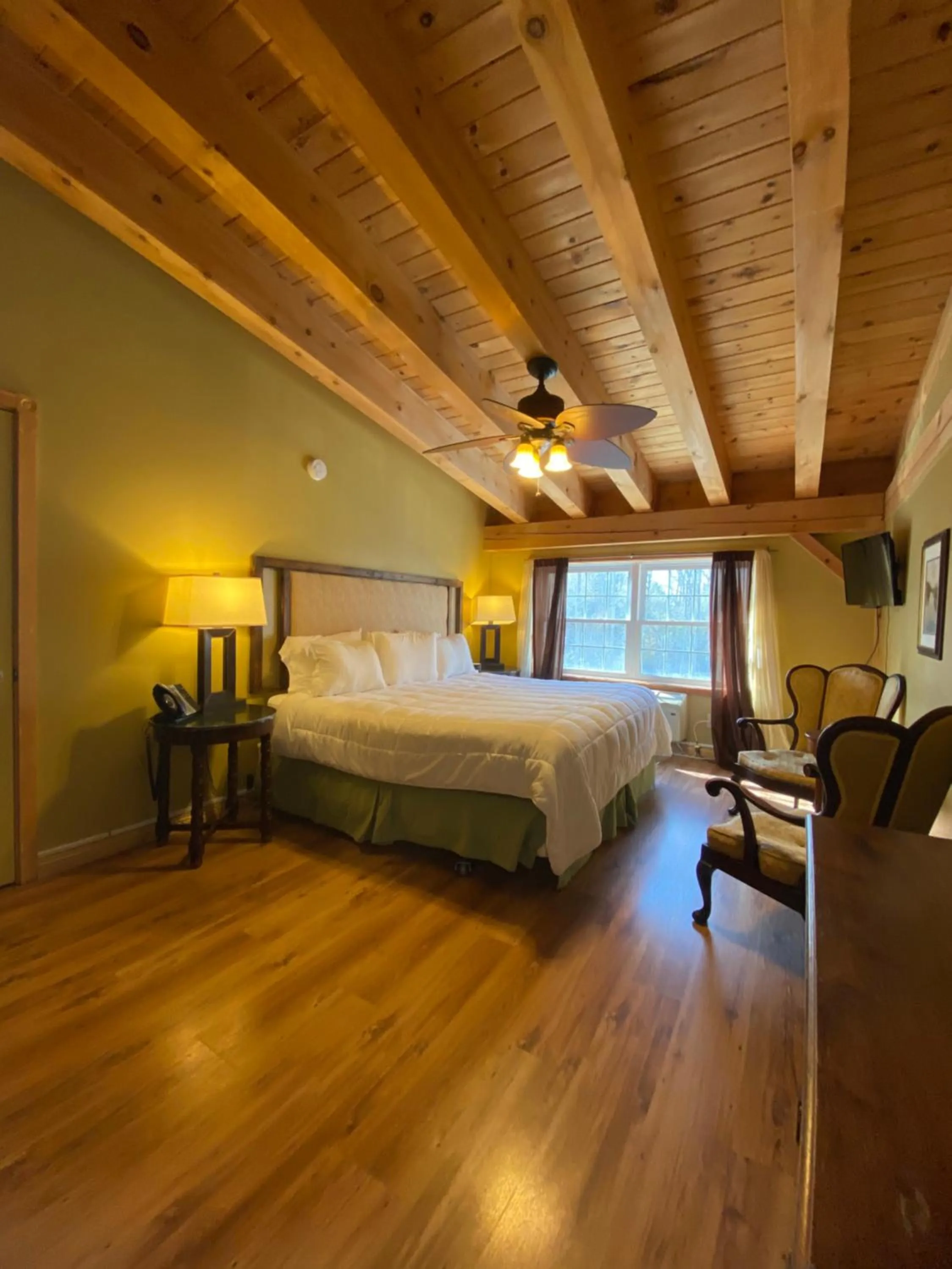 Bed in Timber House Resort