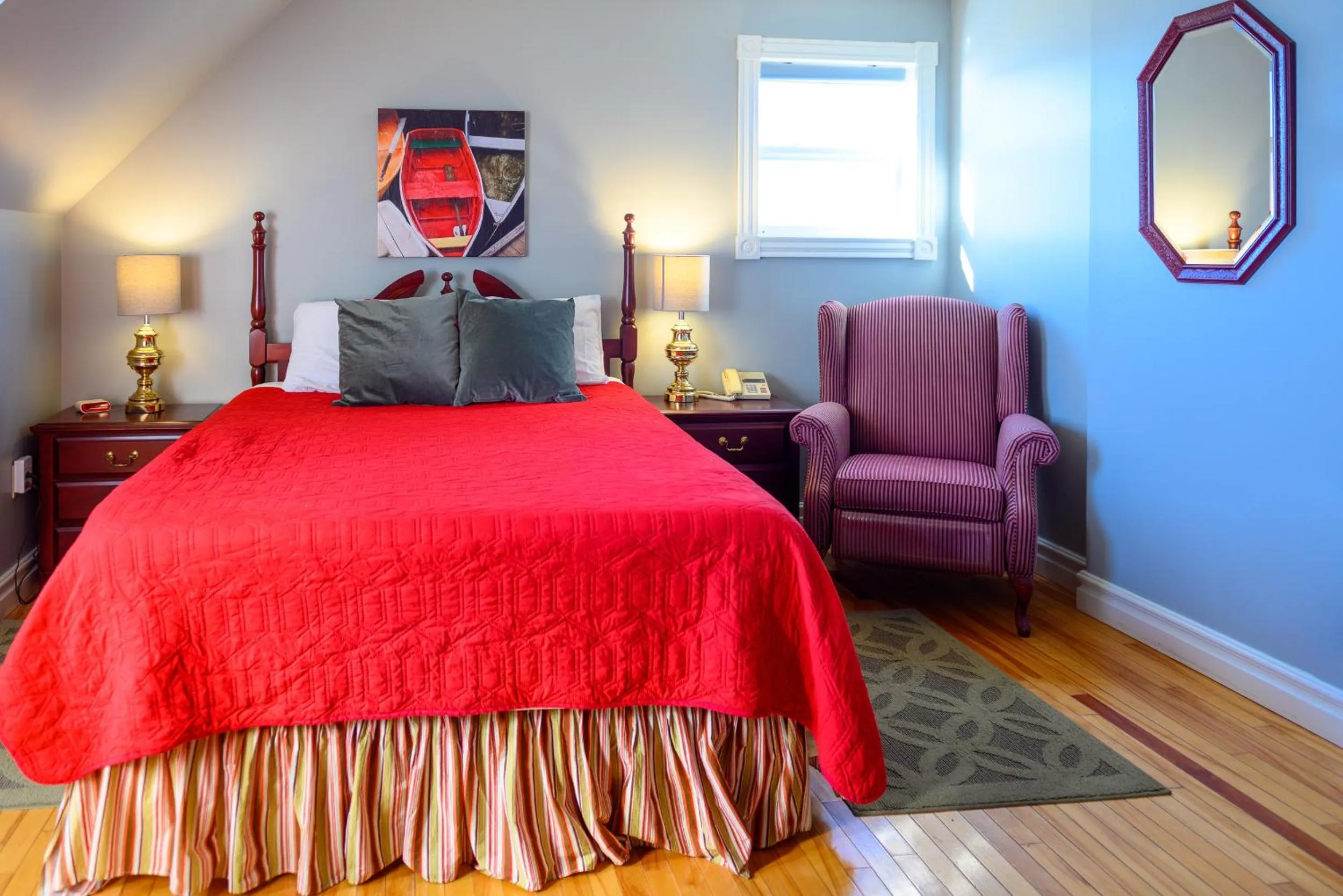 Bed in Ye Olde Argyler Lodge