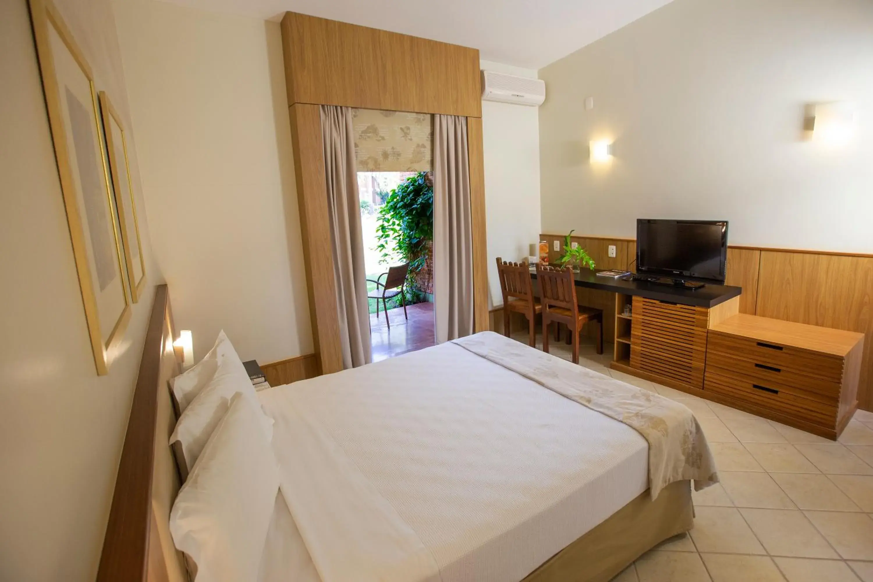 Standard Queen Room in Hotel JP Ribeirão Preto Resort & Convenções by Nacional Inn Standard Queen Room in Hotel JP Ribeirão Preto Resort & Convenções by Nacional Inn