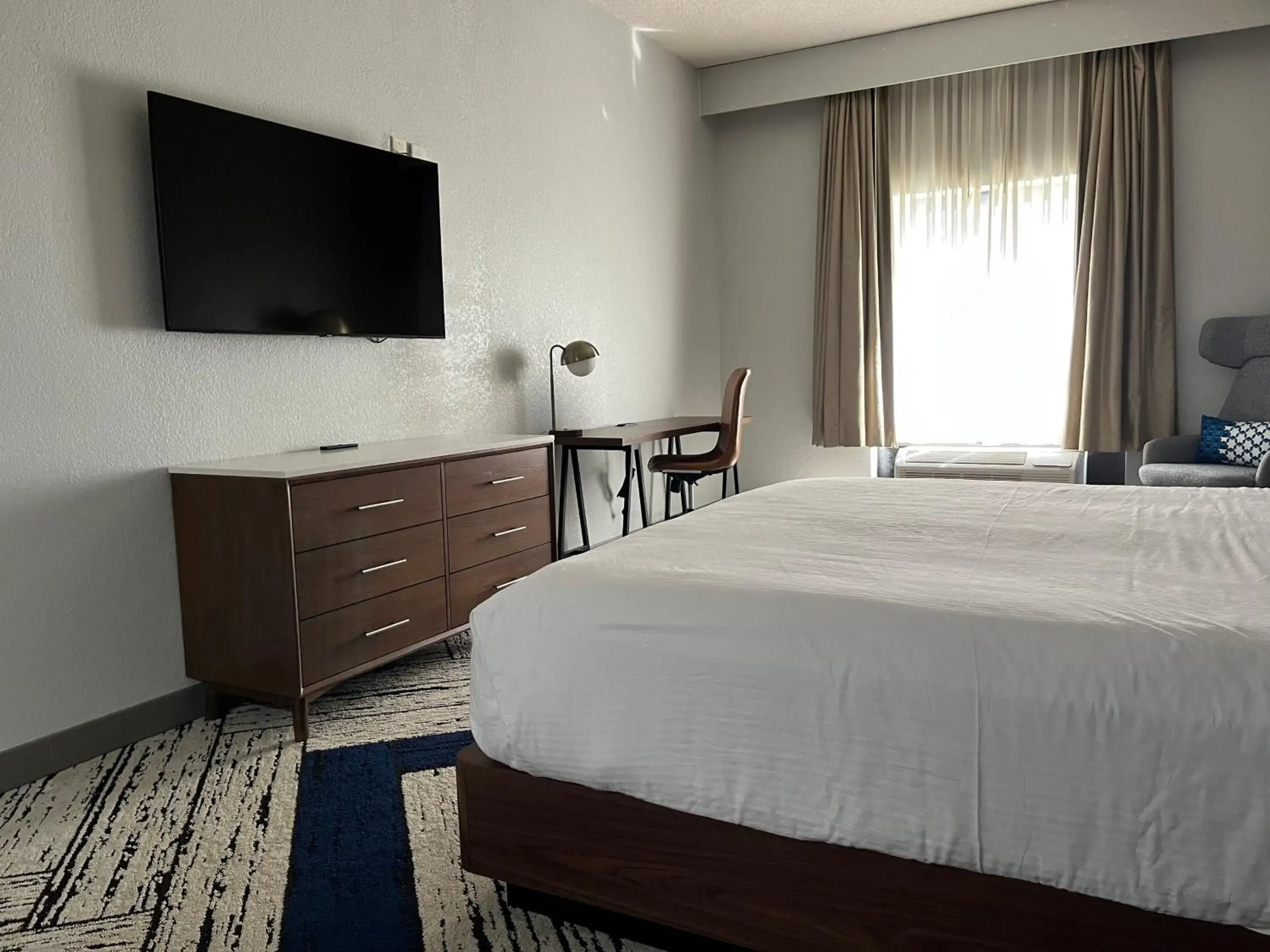 King Suite with Bath Tub - Disability Access in Sky Point Hotel & Suites - Atlanta Airport King Suite with Bath Tub - Disability Access in Sky Point Hotel & Suites - Atlanta Airport