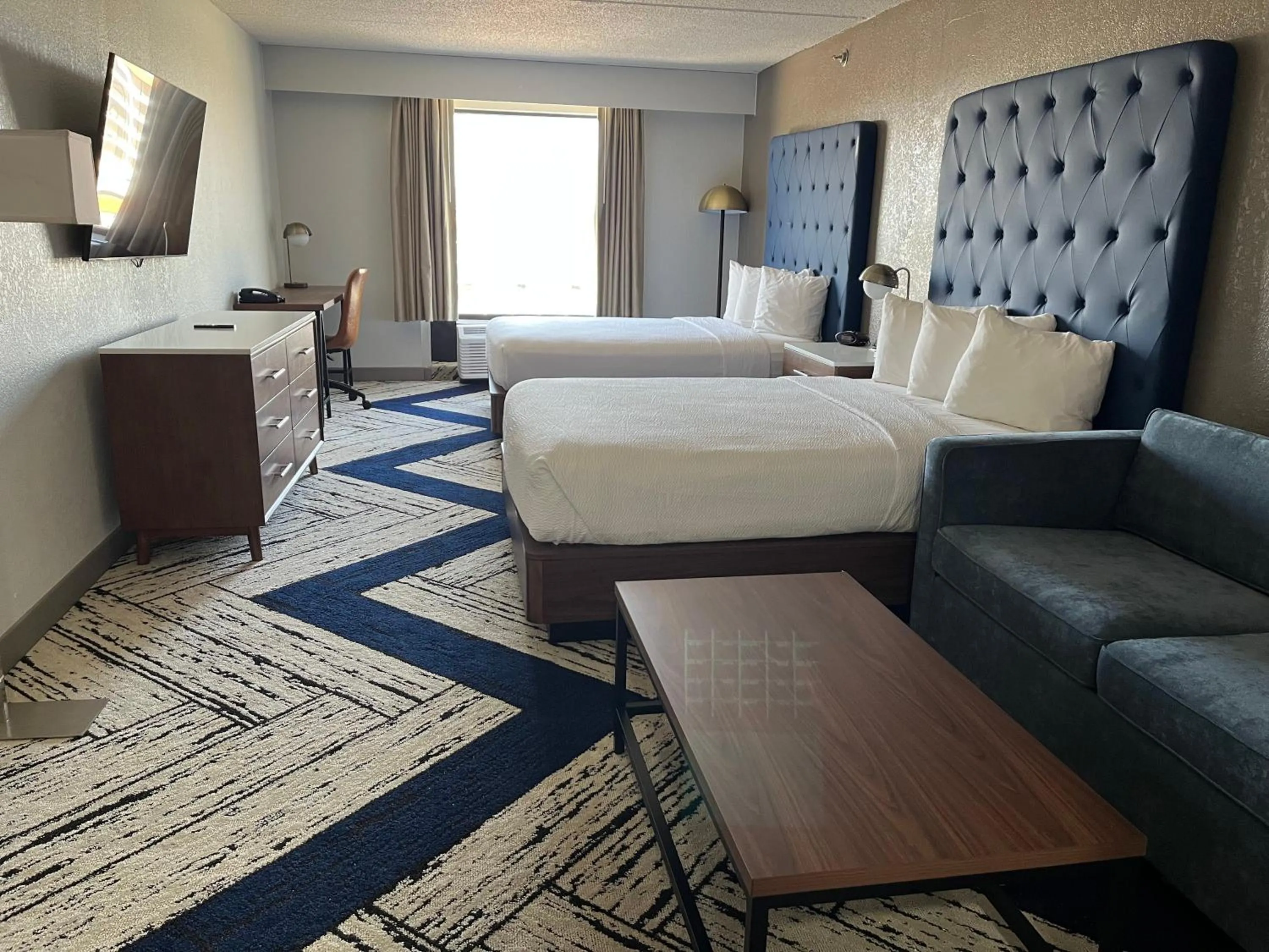 Photo of the whole room in Sky Point Hotel & Suites - Atlanta Airport