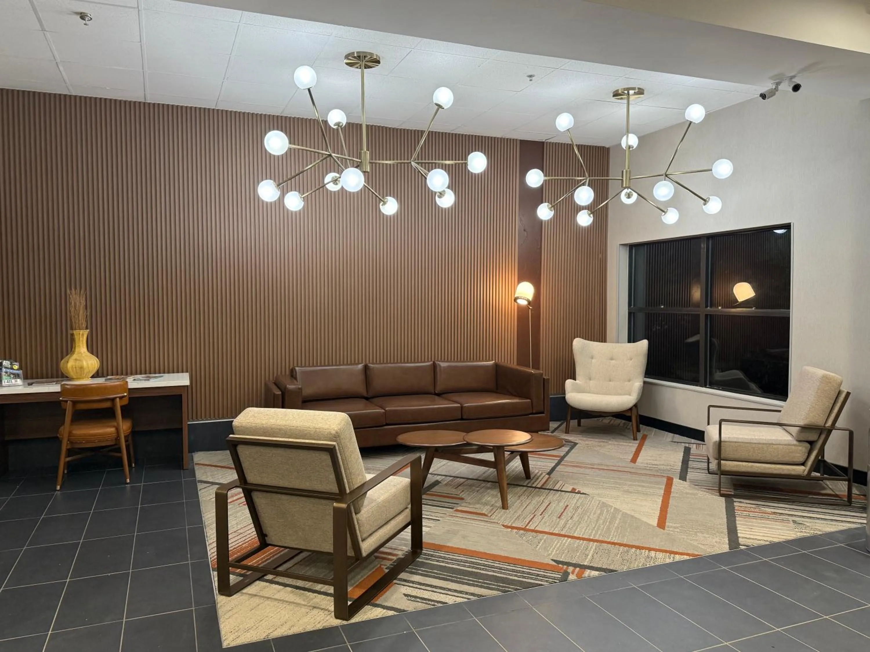 Sky Point Hotel & Suites - Atlanta Airport