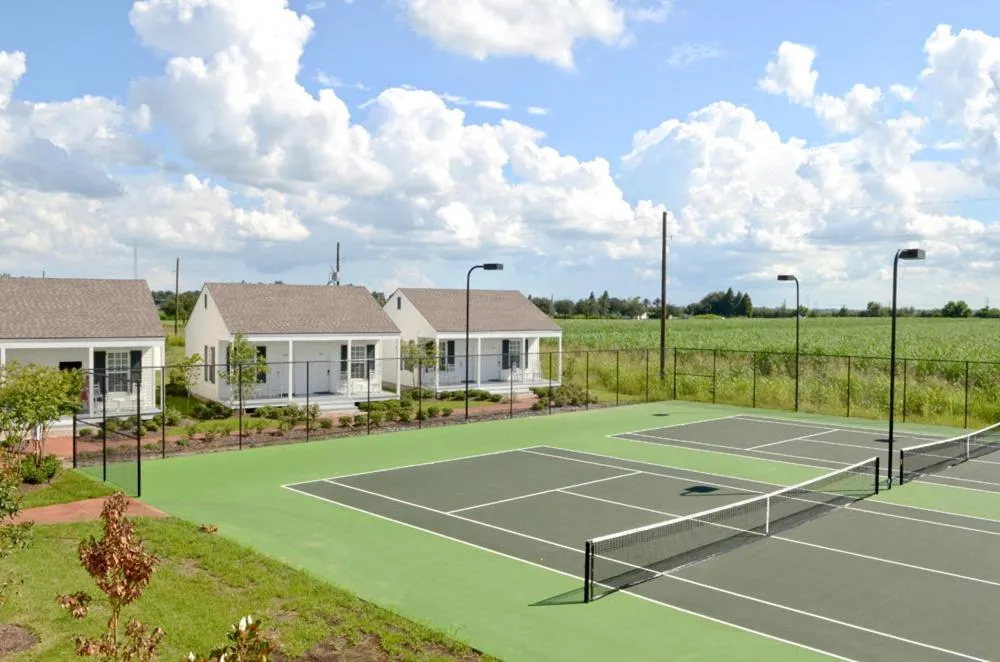 Tennis court in Nottoway Plantation and Resort