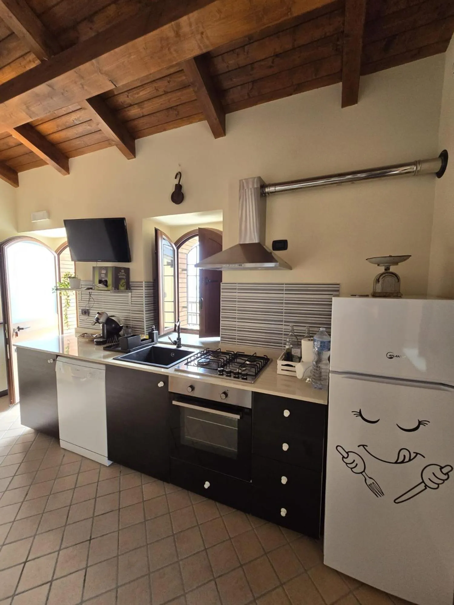 Kitchen or kitchenette in Casal Trinacria