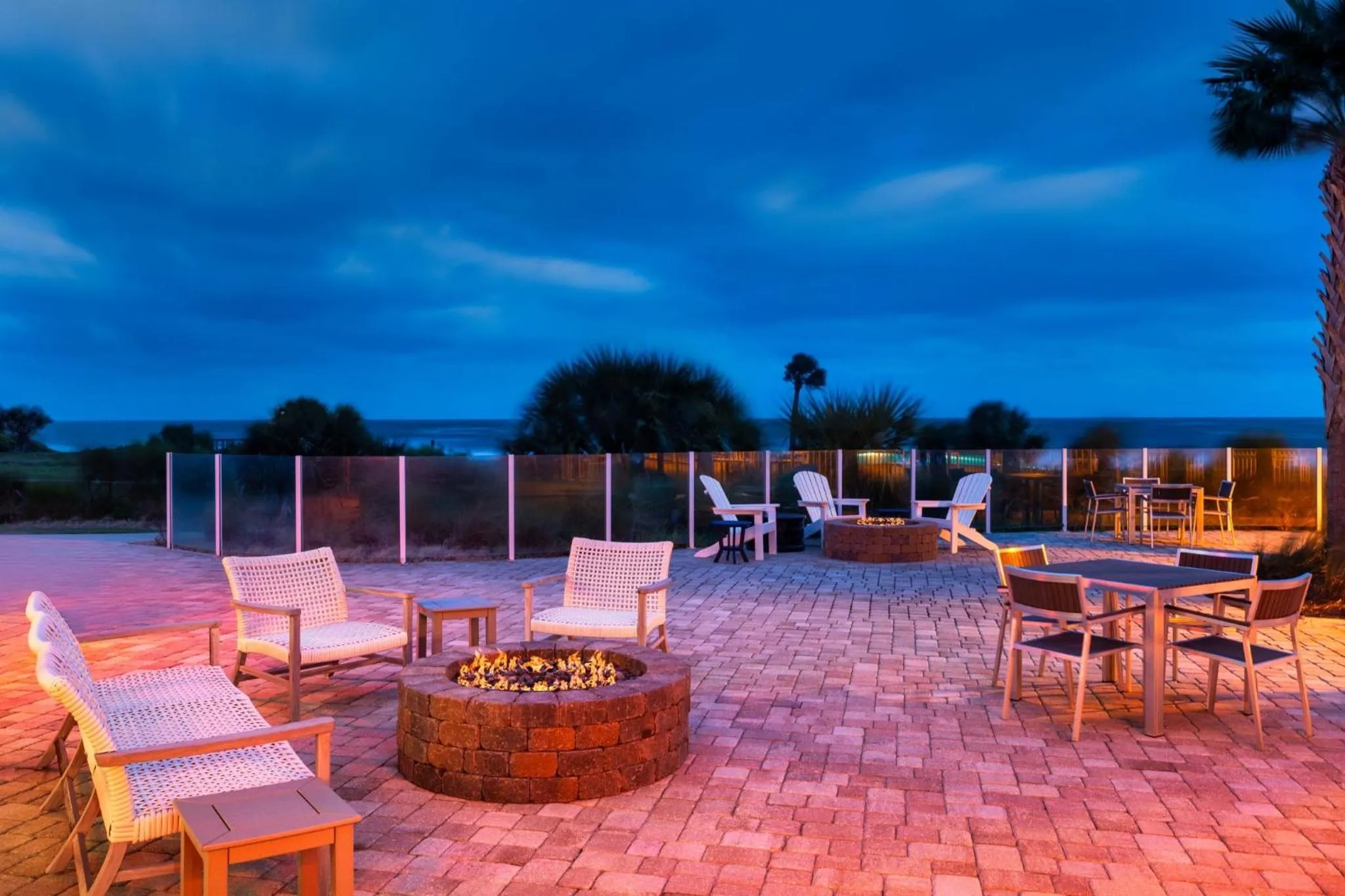 Restaurant/places to eat in Holiday Inn Resort Jekyll Island by IHG