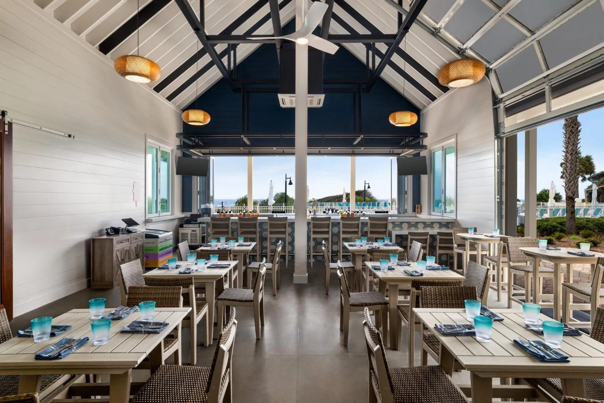 Restaurant/places to eat in Holiday Inn Resort Jekyll Island by IHG