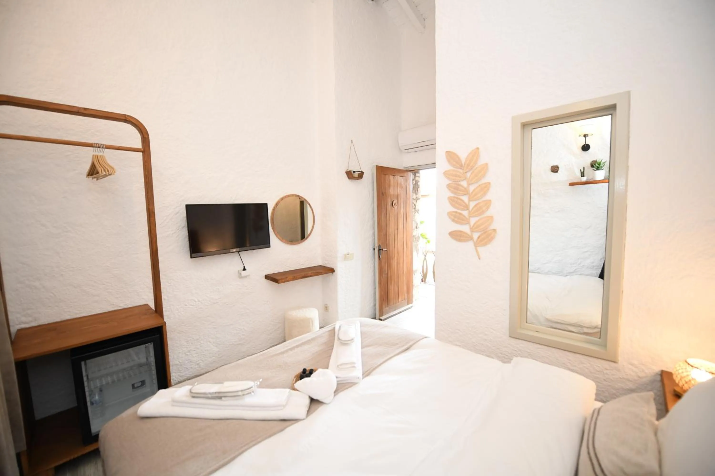 Bedroom, Bed in Mahzen Alaçatı