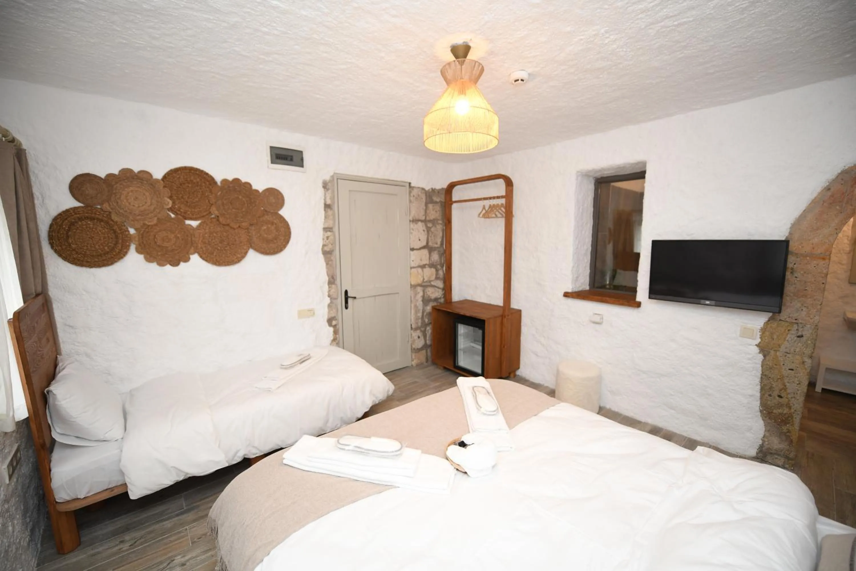 Bedroom, Bed in Mahzen Alaçatı