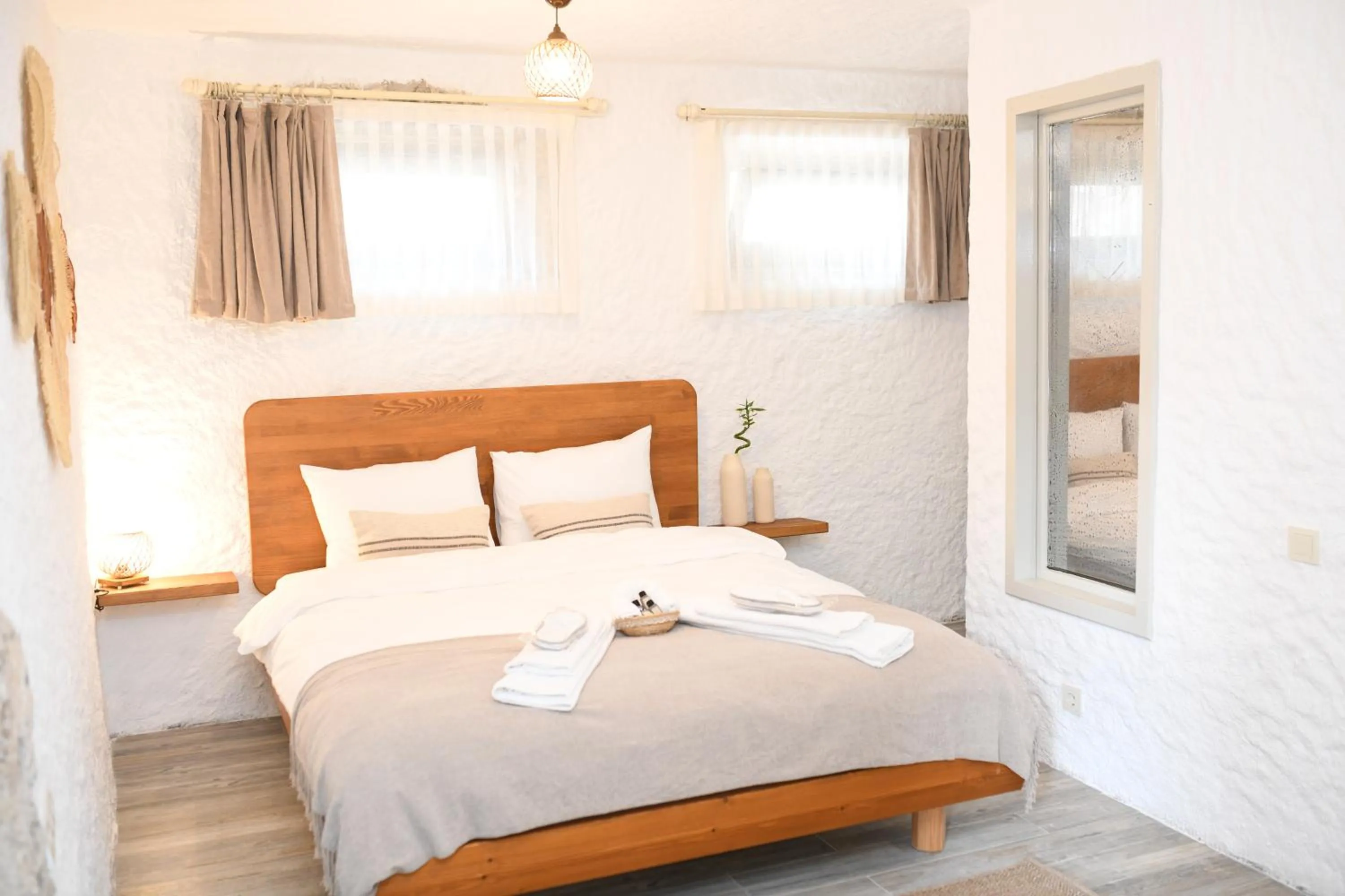 Bedroom, Bed in Mahzen Alaçatı