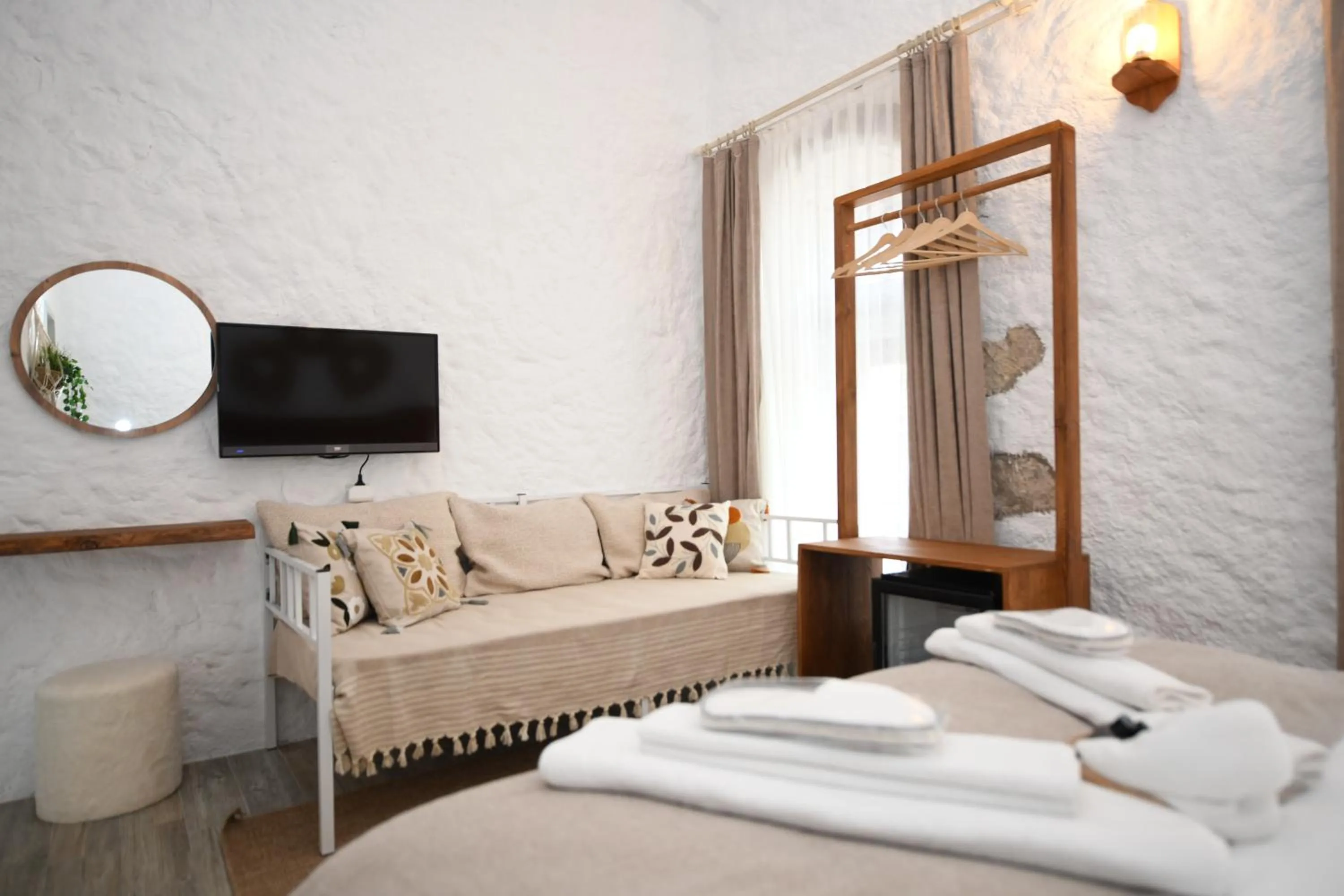 Bedroom, Bed in Mahzen Alaçatı