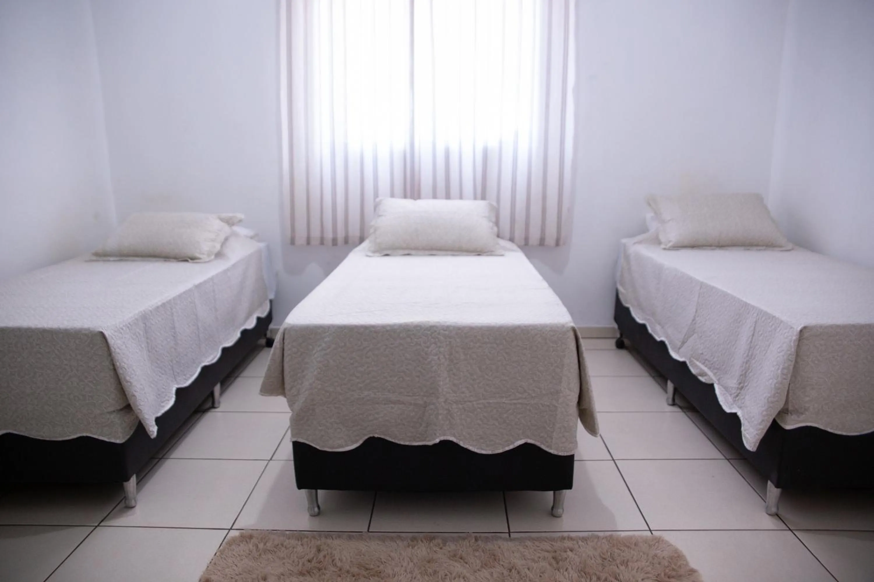 Triple Room with Private Bathroom in Hotel Vila Real Dourados