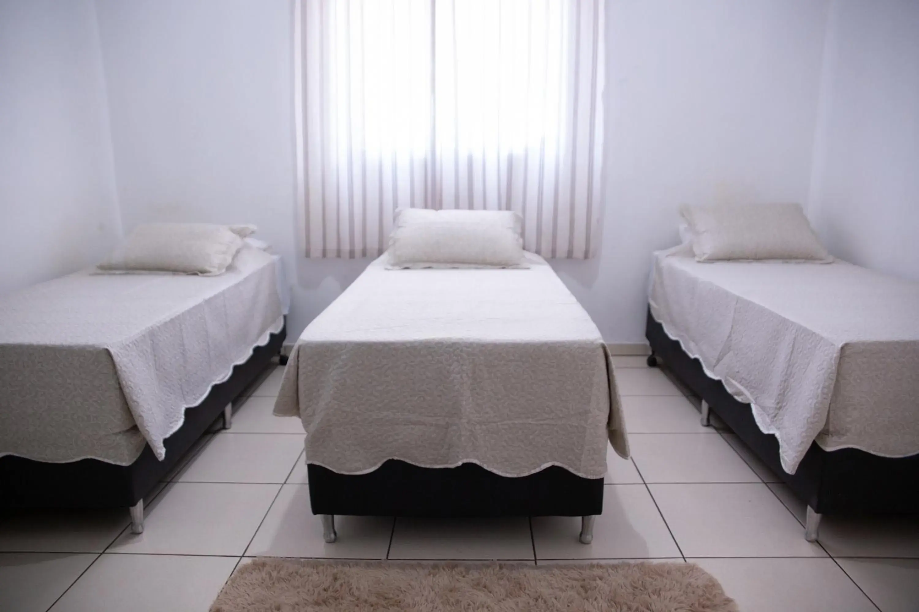 Triple Room with Private Bathroom in Hotel Vila Real Dourados Triple Room with Private Bathroom in Hotel Vila Real Dourados