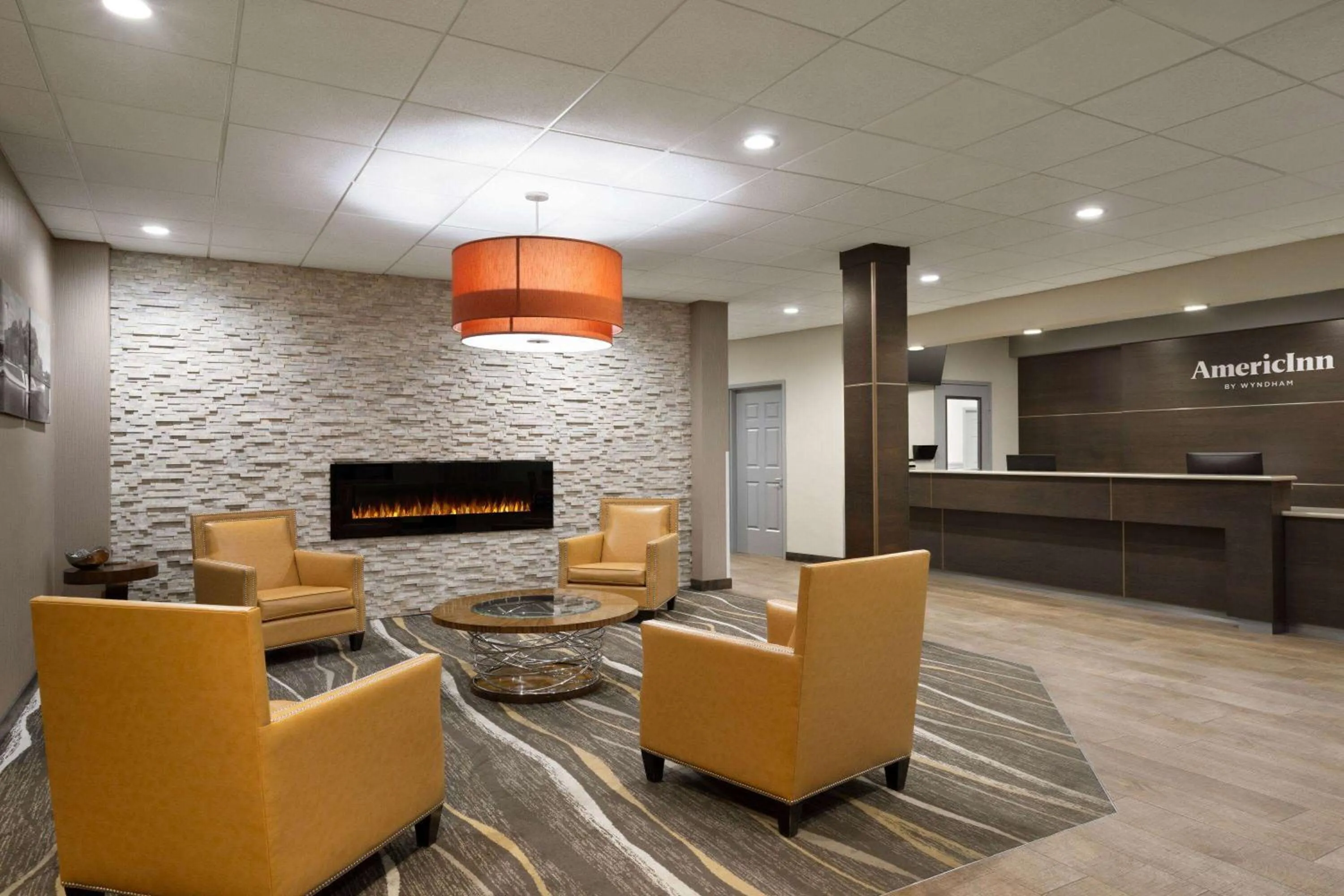Lobby or reception in Rochester Hotel & Suites - Mayo Clinic Area