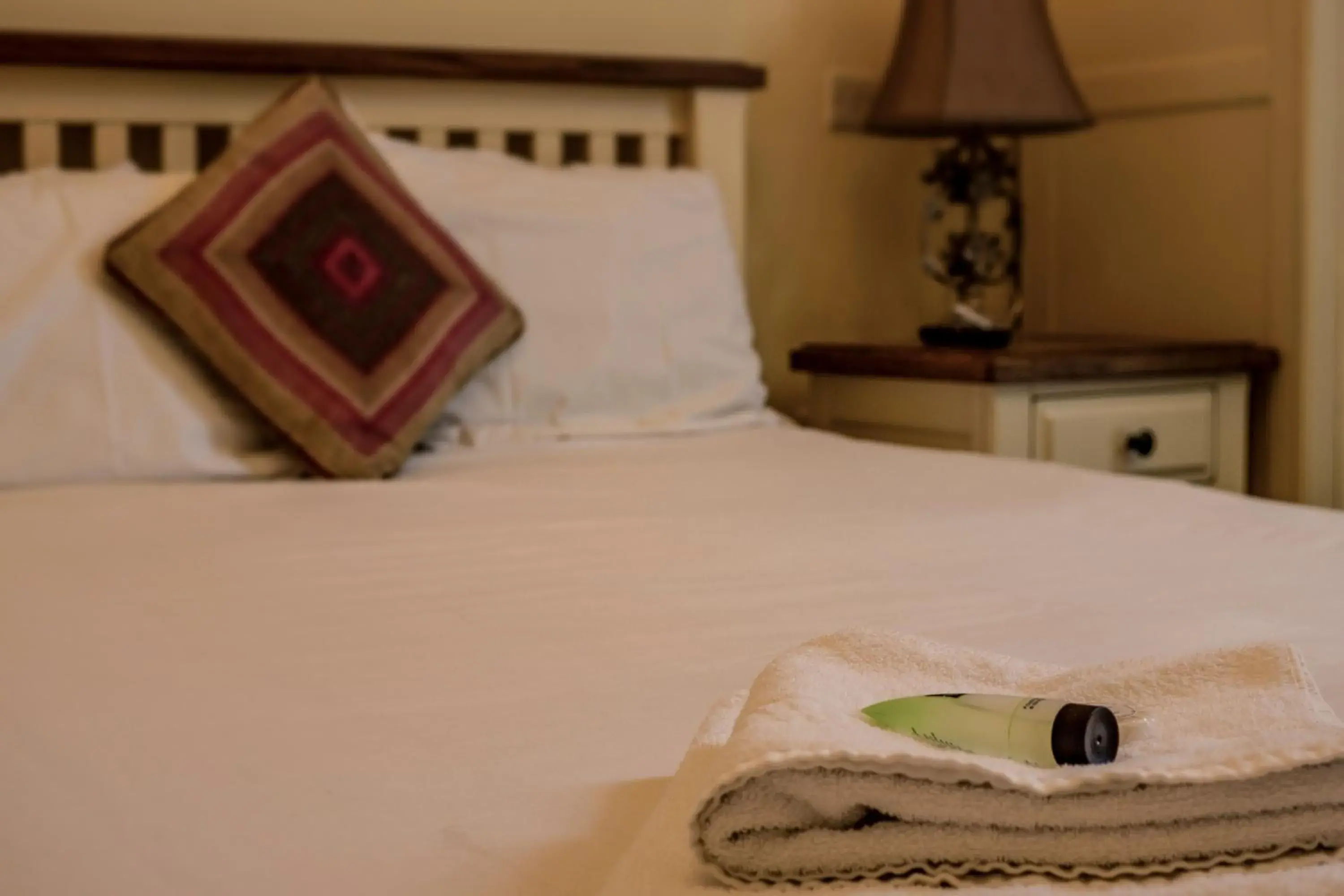 Double Room - single occupancy in The Crown Hotel Double Room - single occupancy in The Crown Hotel
