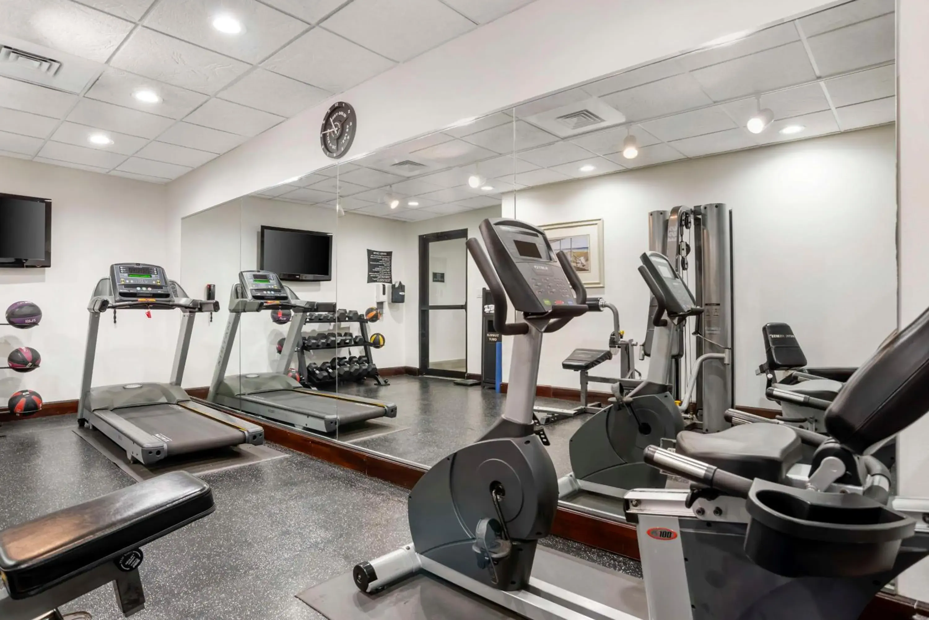 Fitness centre/facilities in Best Western Plus Daphne Fitness centre/facilities in Best Western Plus Daphne