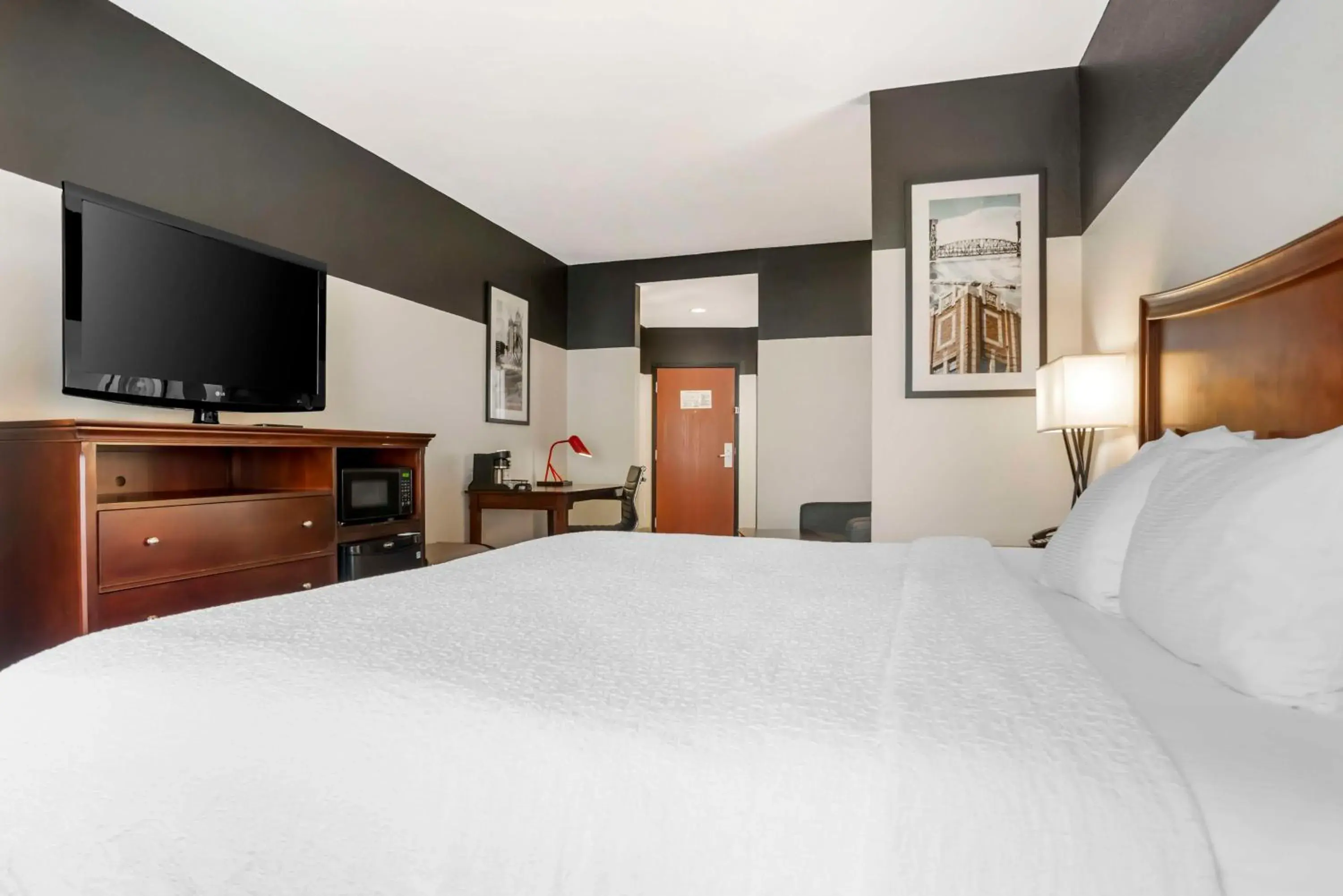 Bedroom, Bed in Best Western Plus Daphne Bedroom, Bed in Best Western Plus Daphne