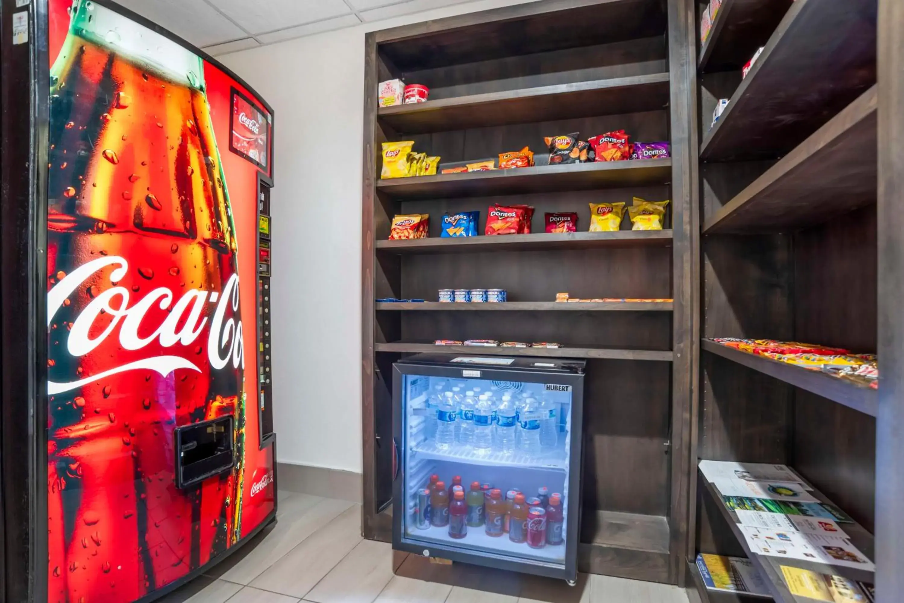 Property building in Best Western Plus Daphne Property building in Best Western Plus Daphne