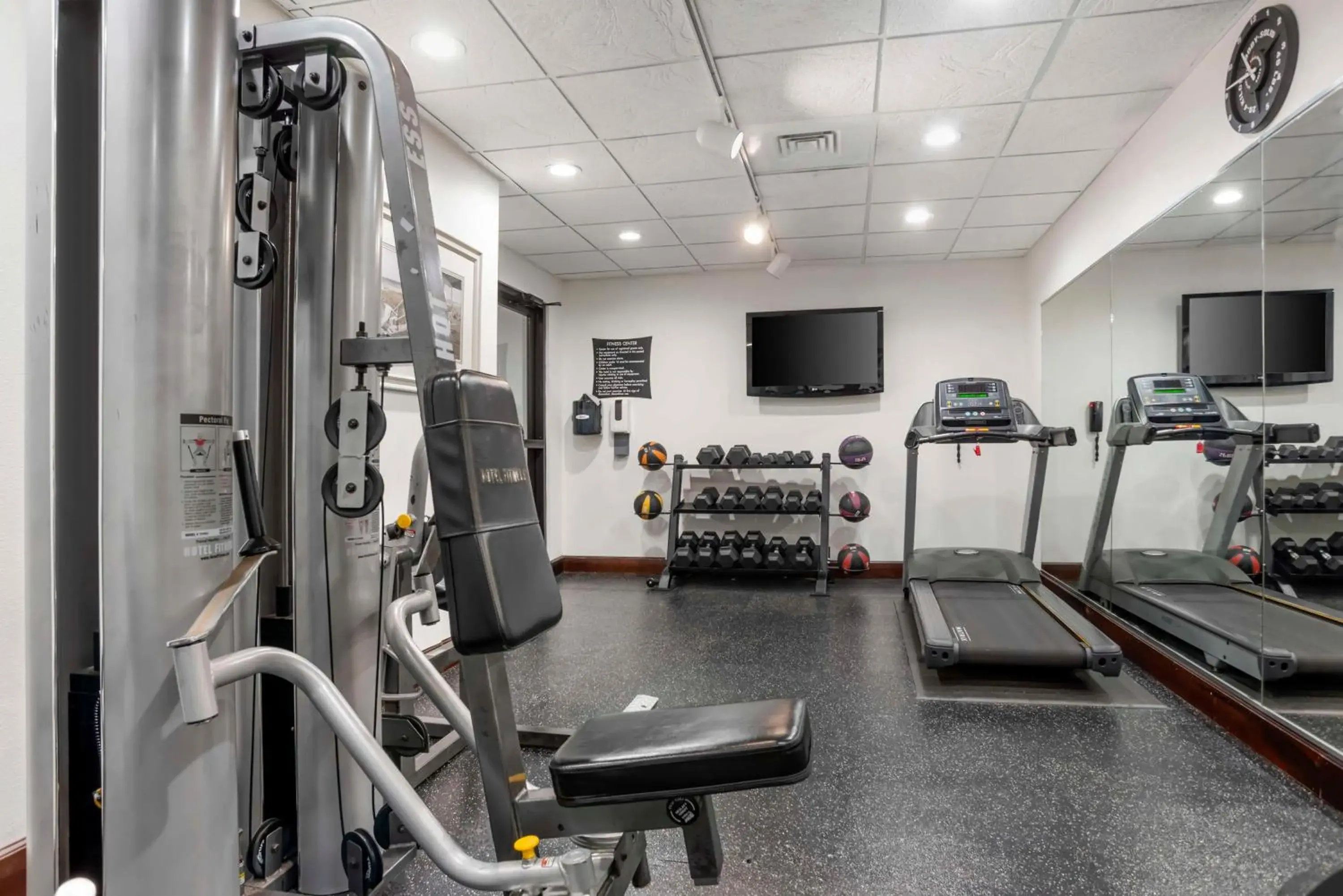 Fitness centre/facilities in Best Western Plus Daphne Fitness centre/facilities in Best Western Plus Daphne