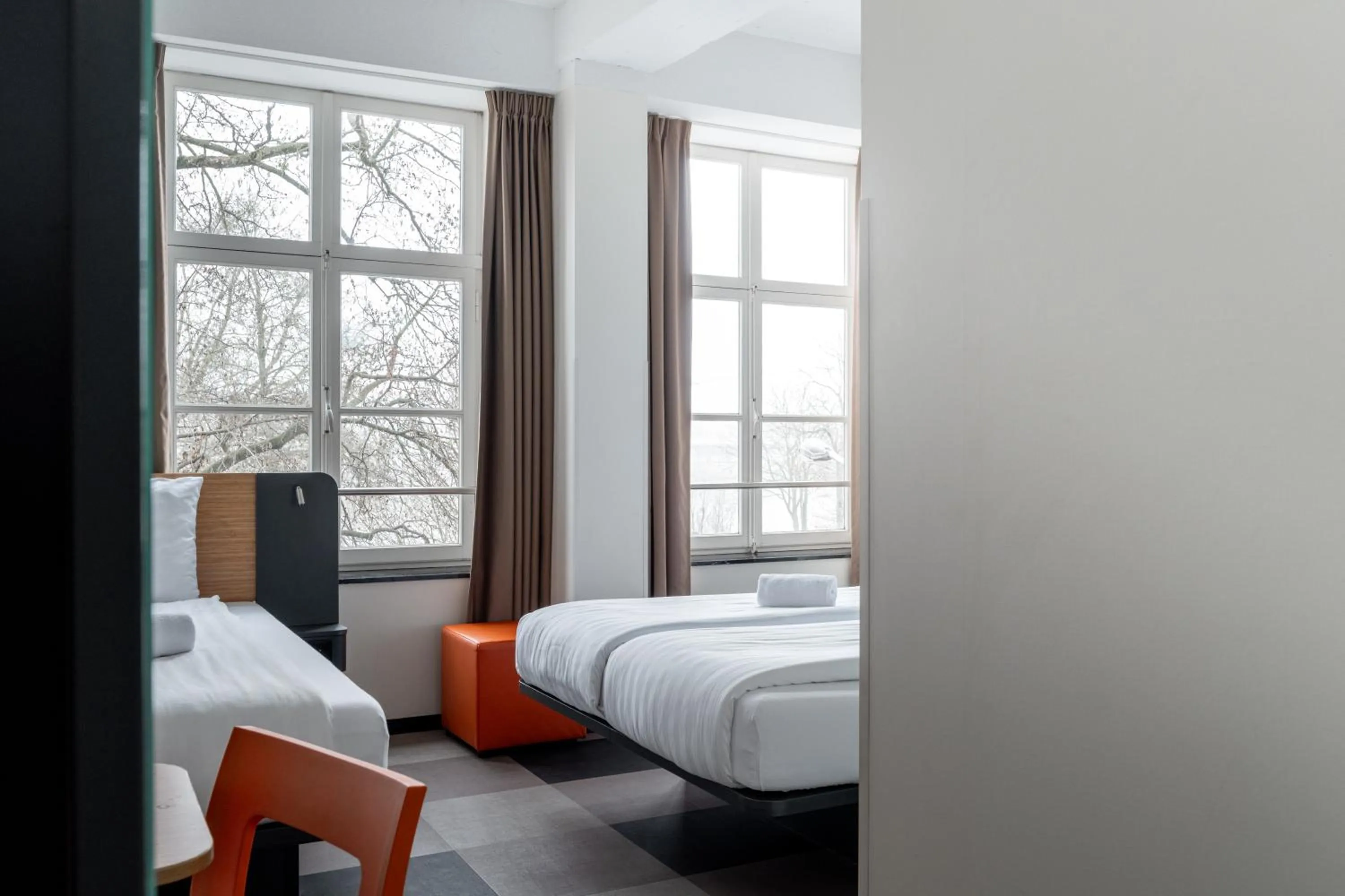 Bedroom, Bed in easyHotel Maastricht City Centre