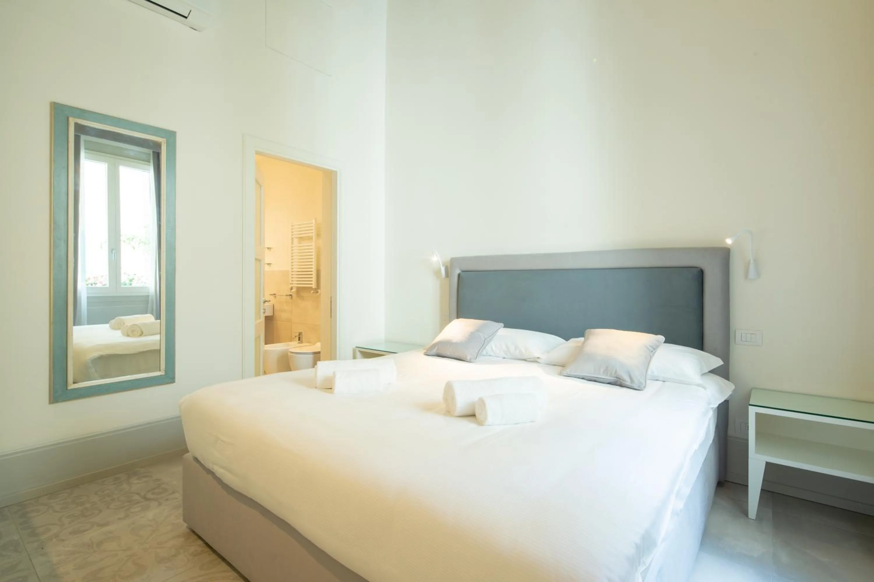 Bedroom, Bed in Carapelli Apartments