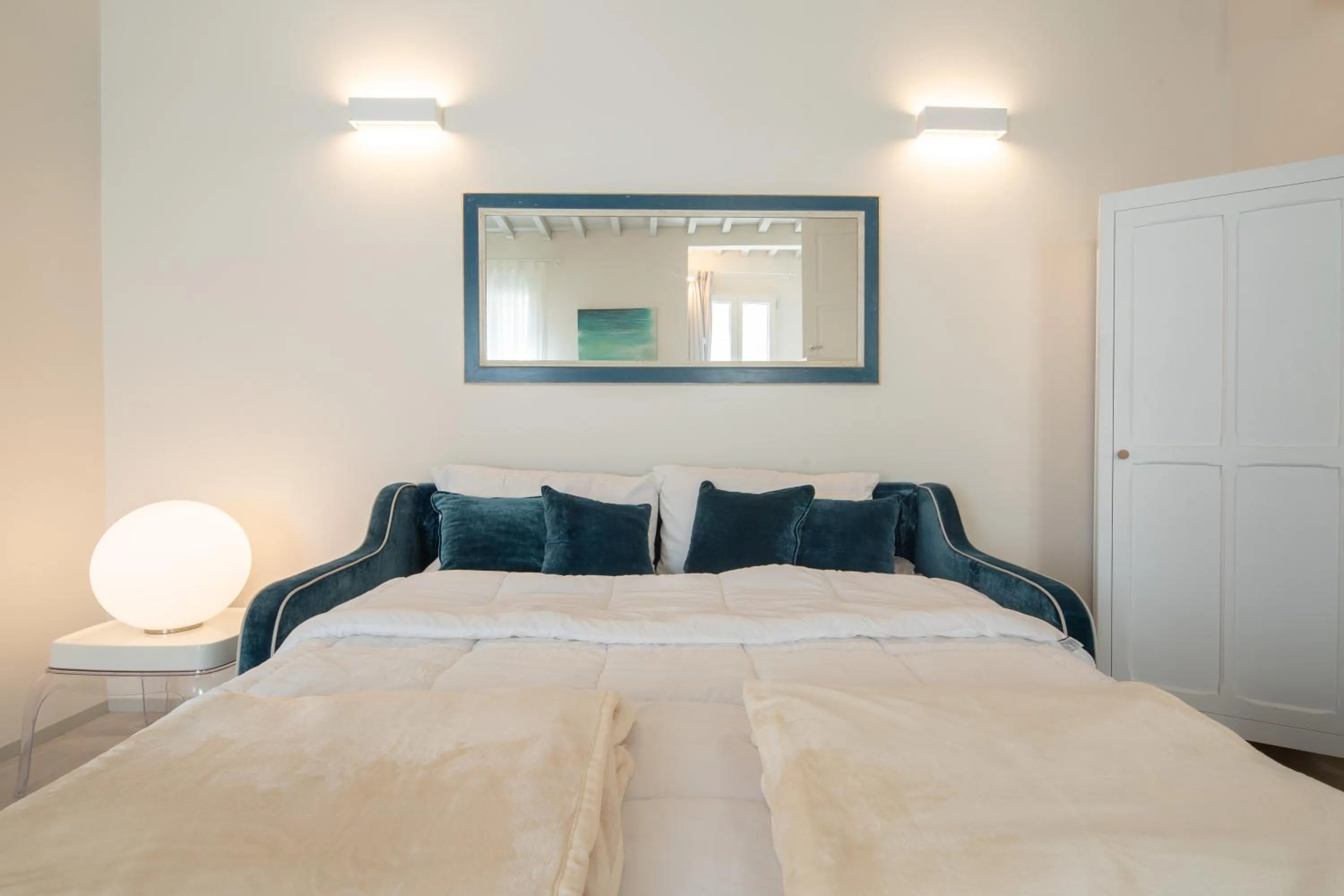 Living room, Bed in Carapelli Apartments