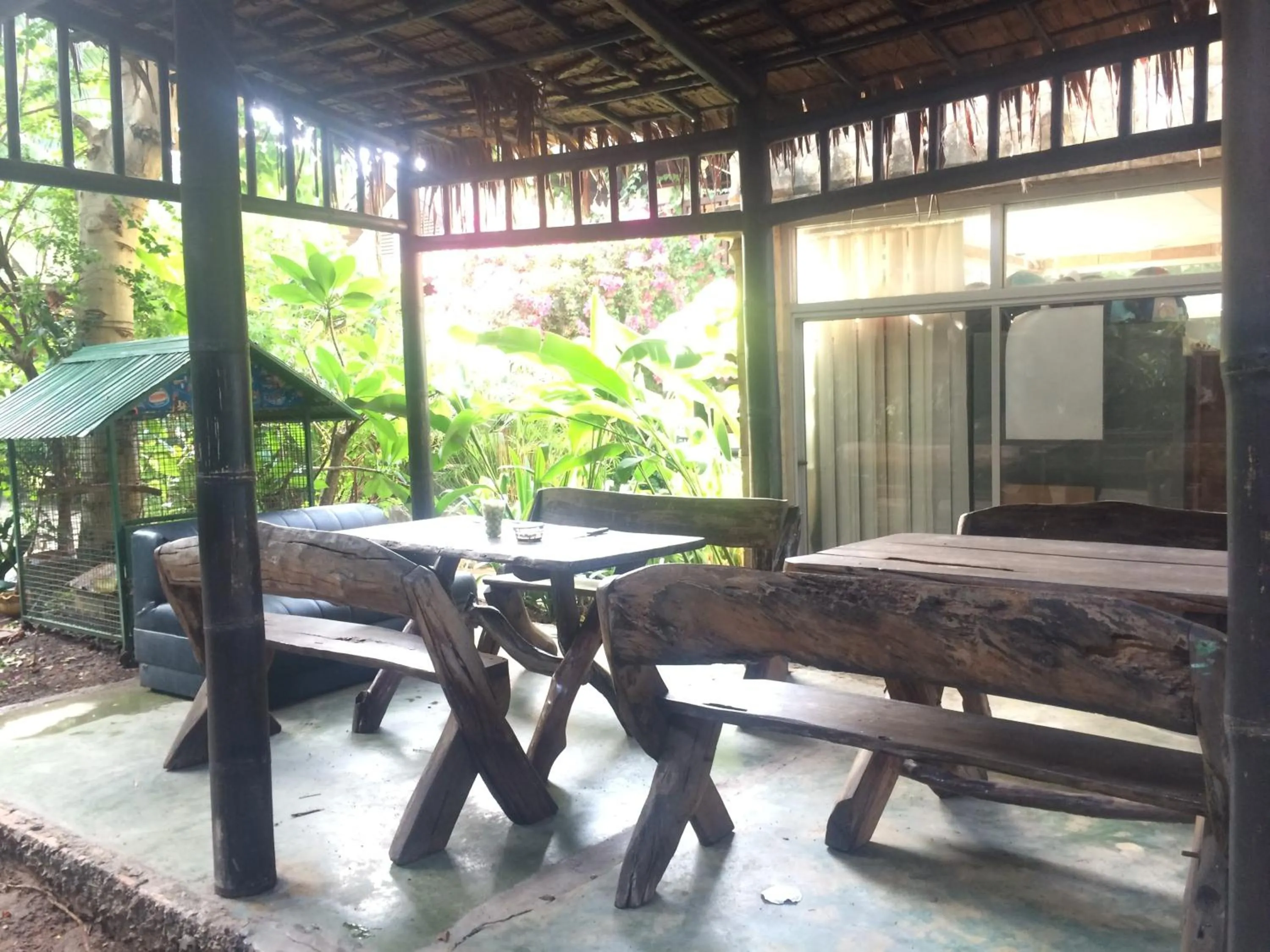 Patio in Sea Garden Resort & Spa, Haadrin