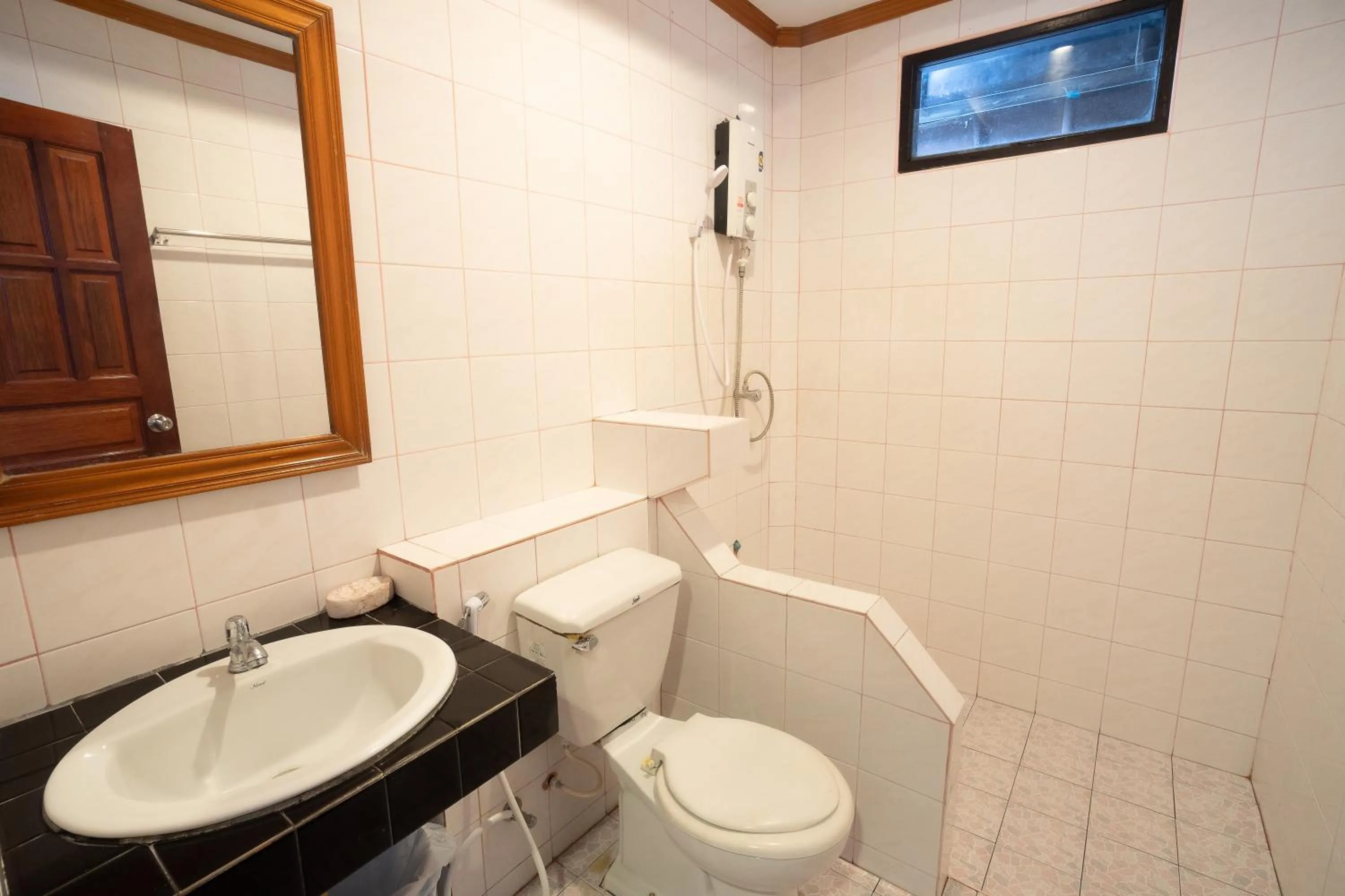 Sea Garden Resort & Spa, Haadrin