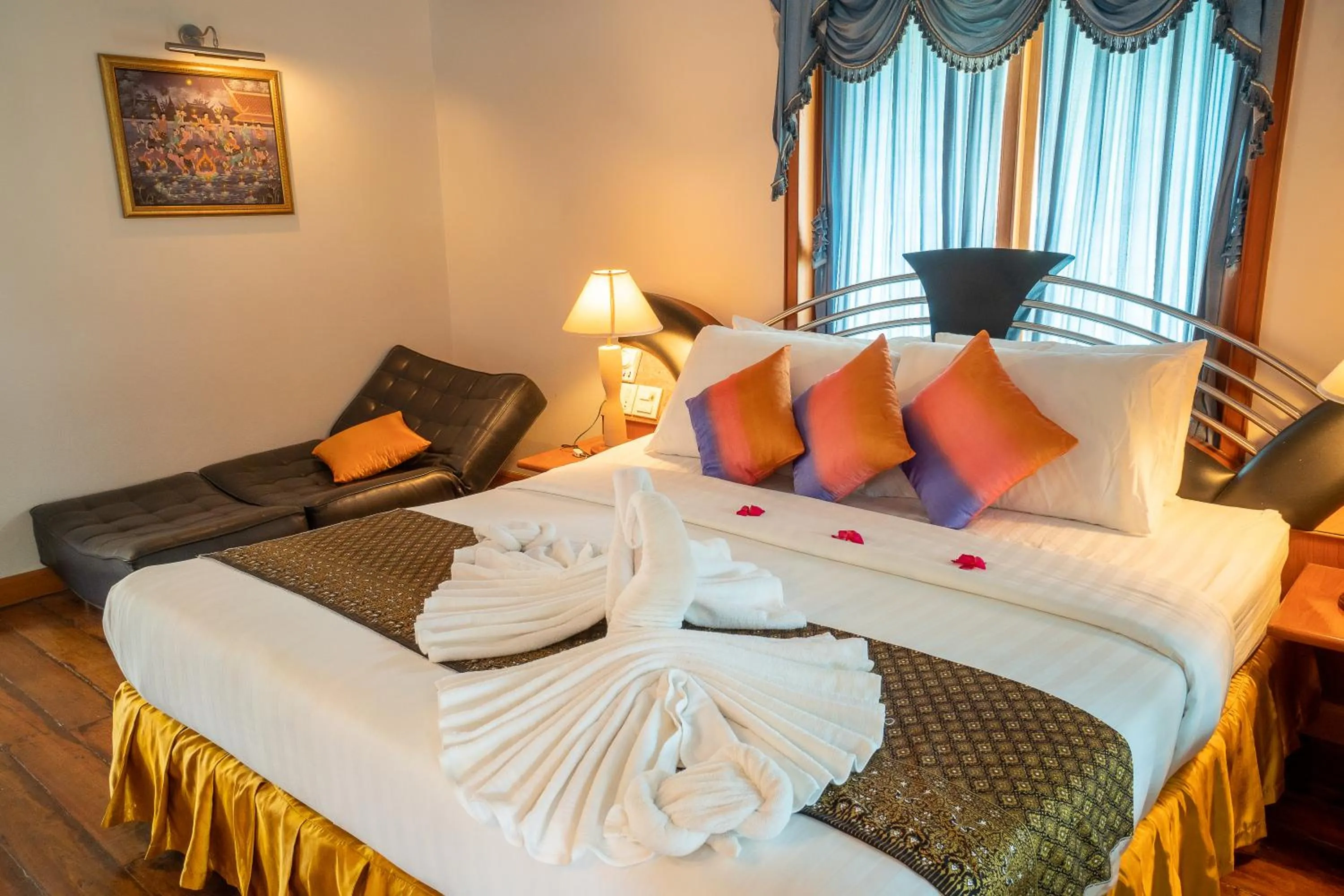 Bed in Sea Garden Resort & Spa, Haadrin