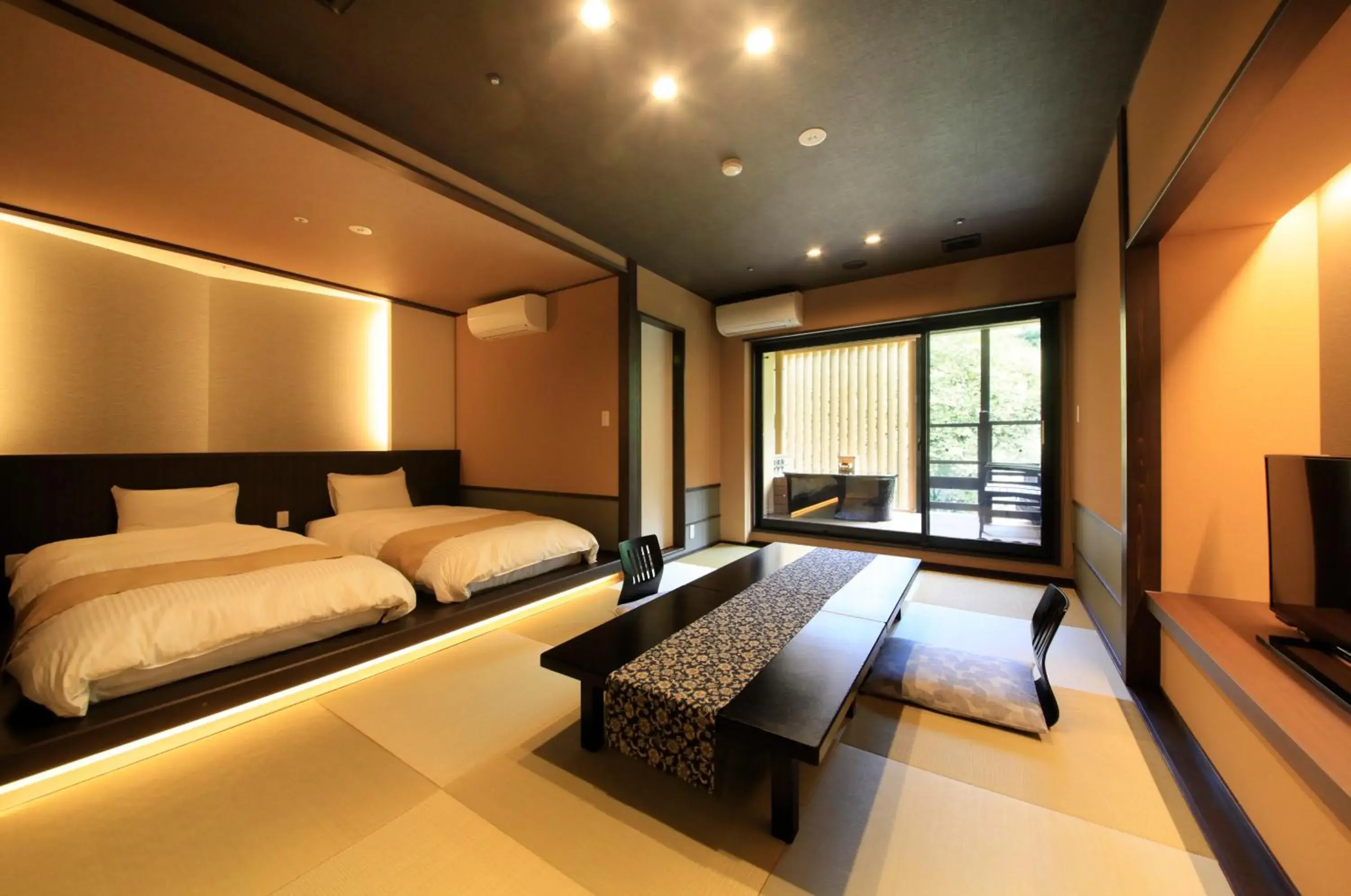 Photo of the whole room, Bed in Hakone Suimeisou Photo of the whole room, Bed in Hakone Suimeisou