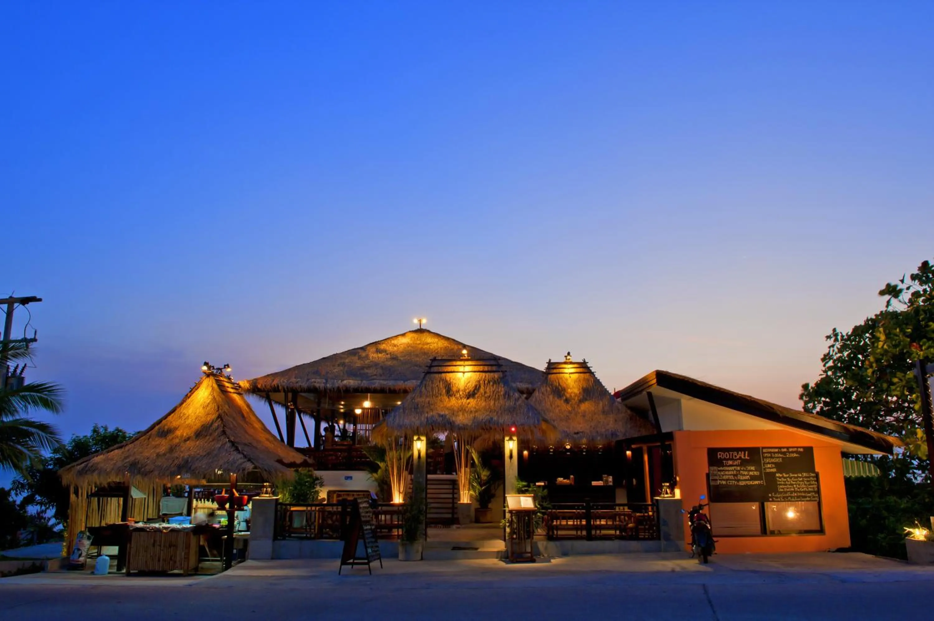 Property building in Sea Garden Resort Haad Chao Phao