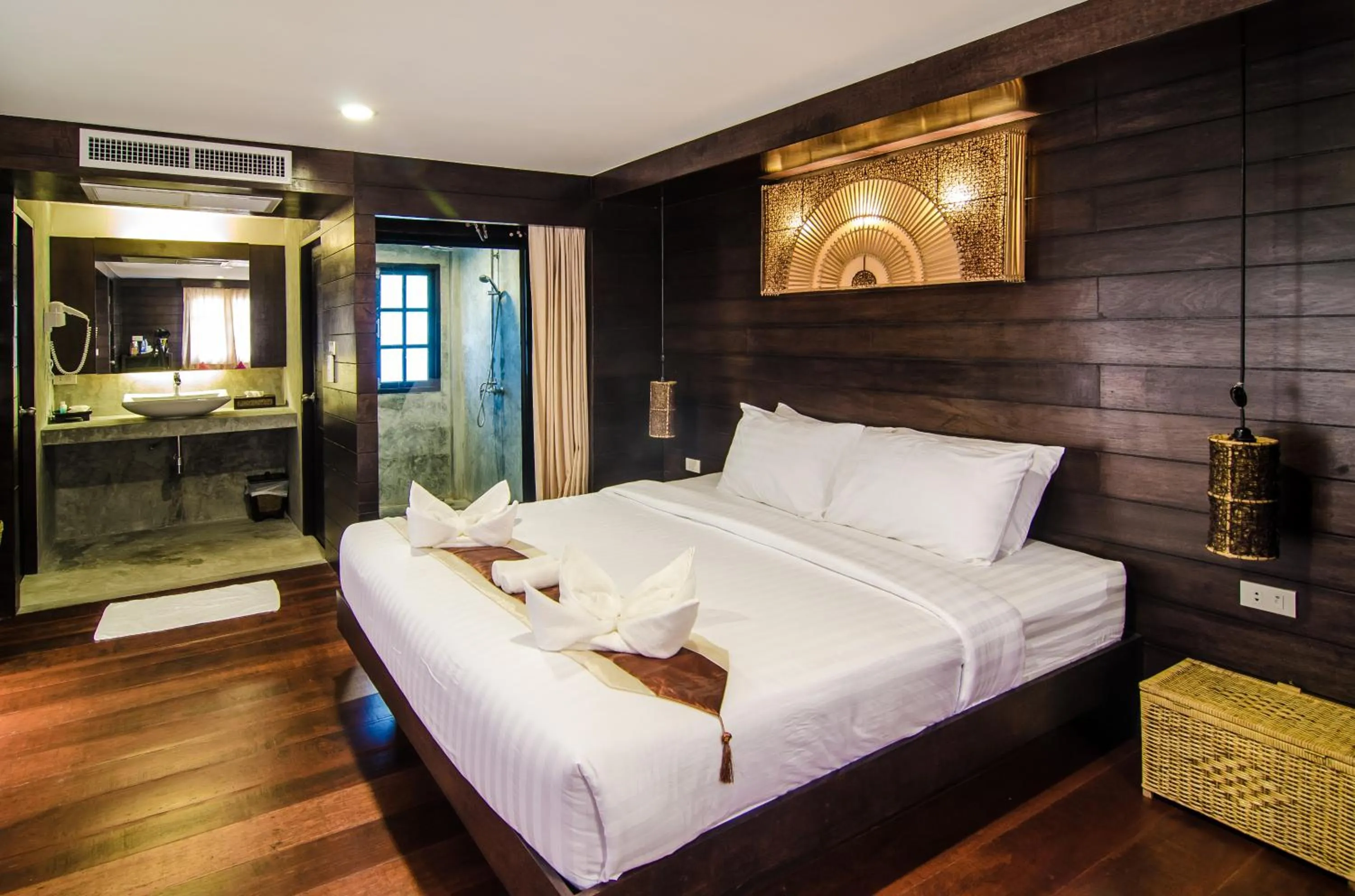 Photo of the whole room, Bed in Sea Garden Resort Haad Chao Phao