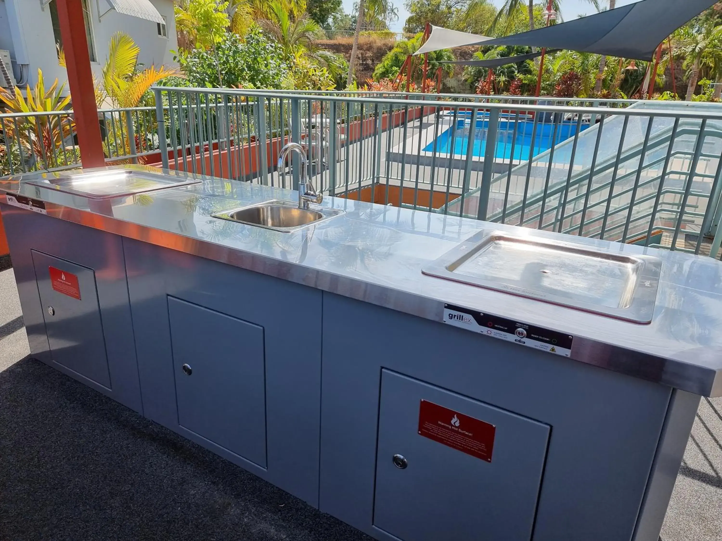 BBQ facilities in Cullen Bay Resorts BBQ facilities in Cullen Bay Resorts