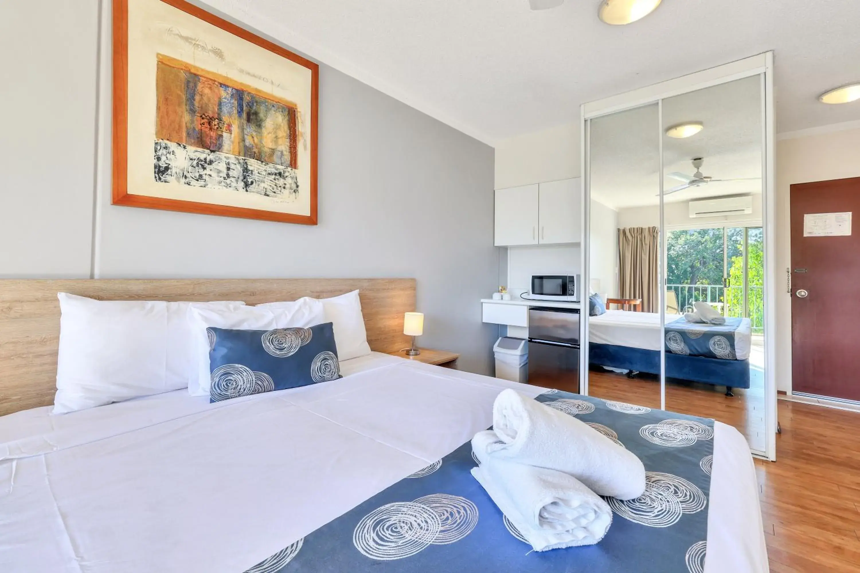 Bedroom, Bed in Cullen Bay Resorts Bedroom, Bed in Cullen Bay Resorts