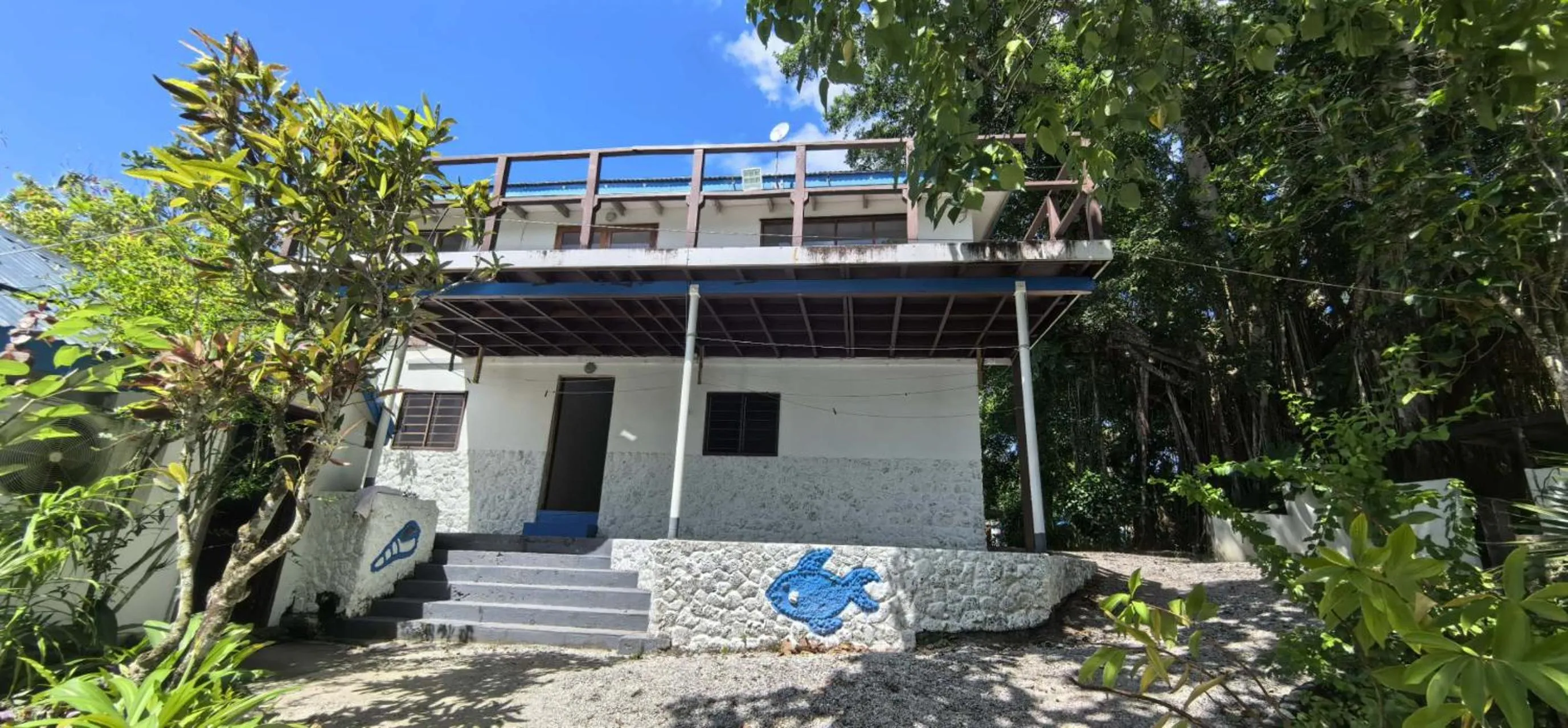 Property building in Hideaway Island Resort