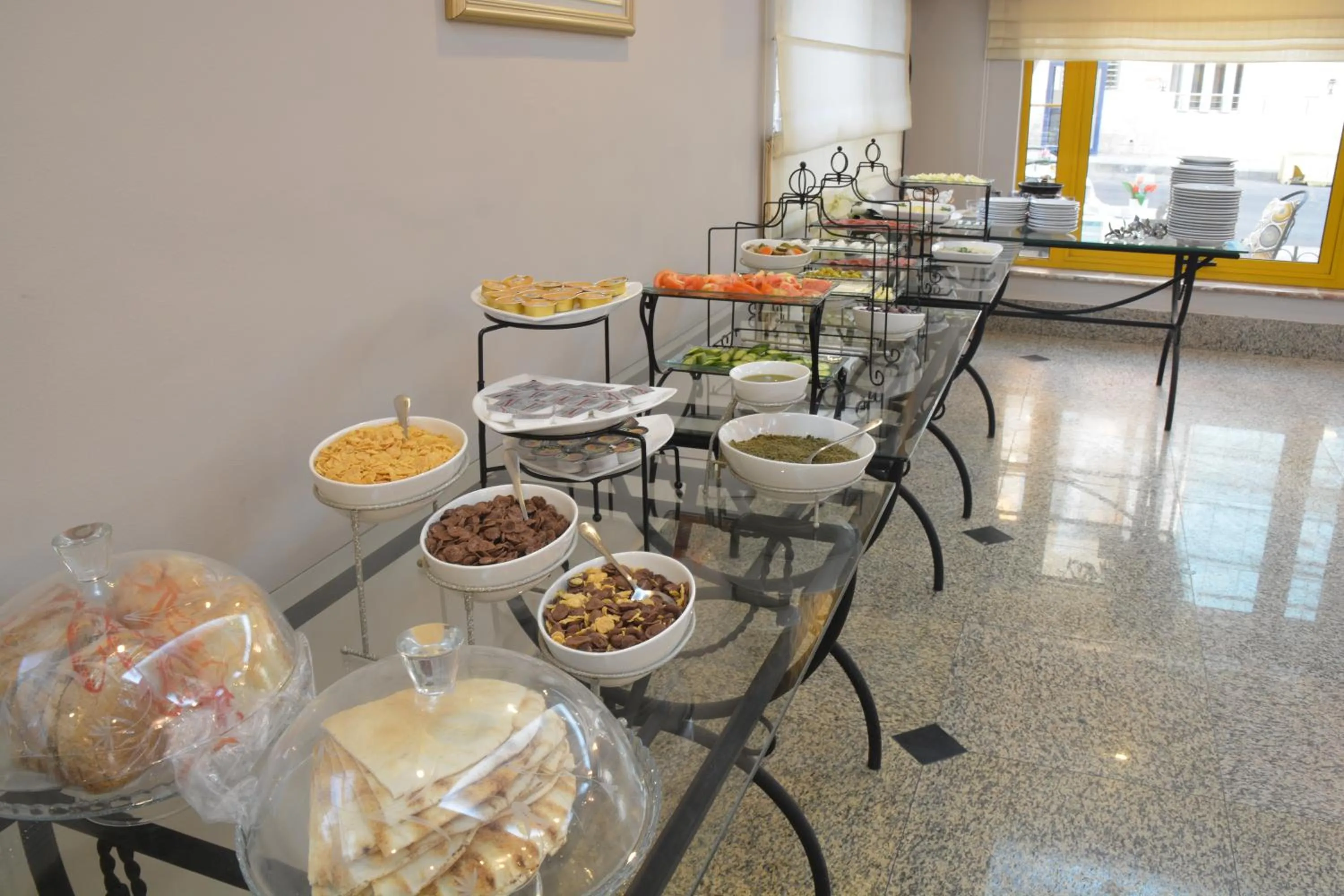 Continental breakfast in Capri Hotel Suites